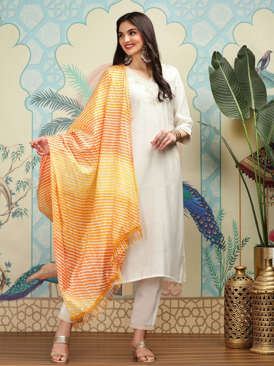 Ishin Floral Yoke Design Thread Work Silk Chiffon Straight Kurta with Trousers & Dupatta, White
Ishin Floral Yoke Design Thread Work Silk Chiffon Straight Kurta with Trousers & Dupatta, White