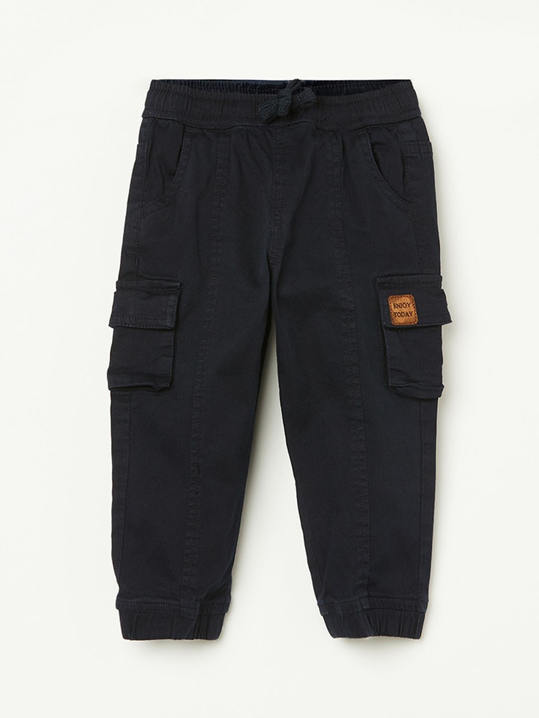 Juniors by Lifestyle Boys Mid-Rise Zip Flat-Front Cotton Joggers Regular Fit Trouser, Blue
Juniors by Lifestyle Boys Mid-Rise Zip Flat-Front Cotton Joggers Regular Fit Trouser, Blue