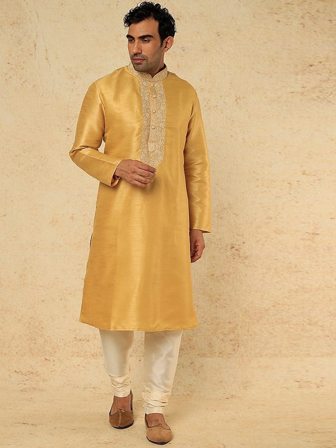 RNG Safawala Floral Yoke Design Thread Work Dupion Silk Straight Kurta & Churidar, Mustard
RNG Safawala Floral Yoke Design Thread Work Dupion Silk Straight Kurta & Churidar, Mustard