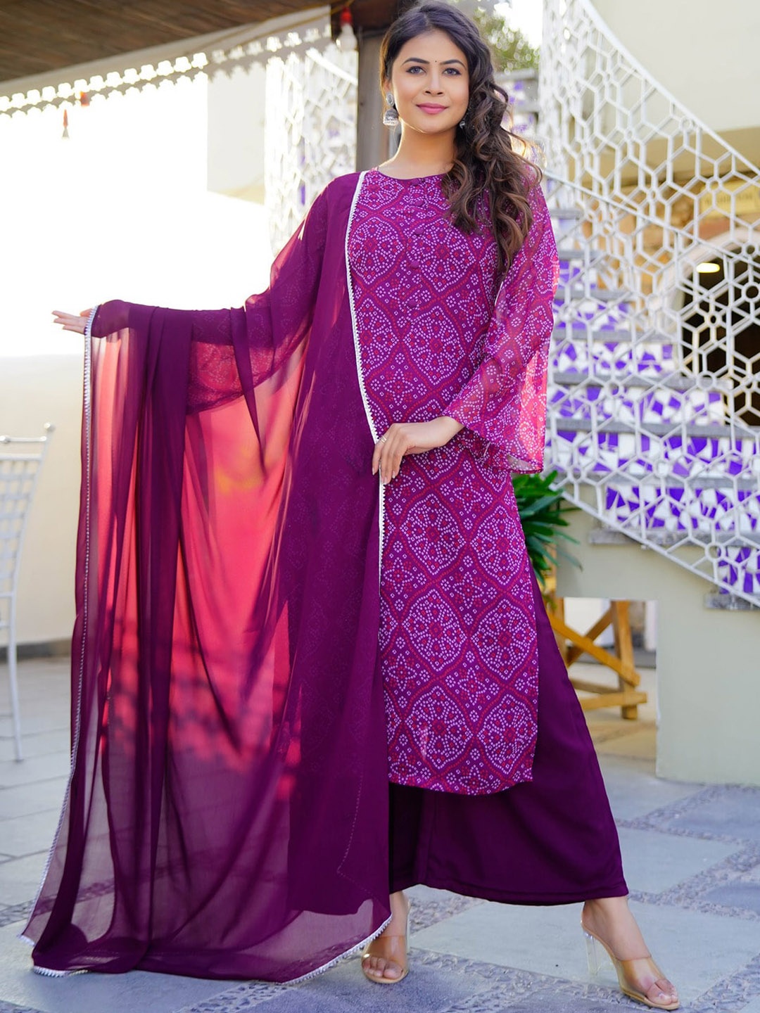 KHIZAN Round Neck Long Flared Sleeves Floral Printed Kurta with Palazzo & Dupatta, Purple
KHIZAN Round Neck Long Flared Sleeves Floral Printed Kurta with Palazzo & Dupatta, Purple