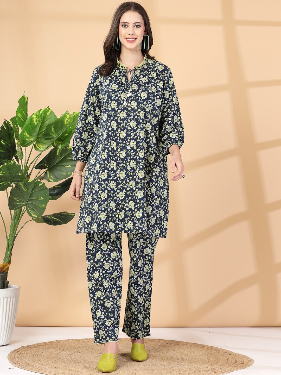 Nayam By Lakshita Floral Printed Regular Chanderi Cotton Kurta with Palazzos, Navy blue
Nayam By Lakshita Floral Printed Regular Chanderi Cotton Kurta with Palazzos, Navy blue