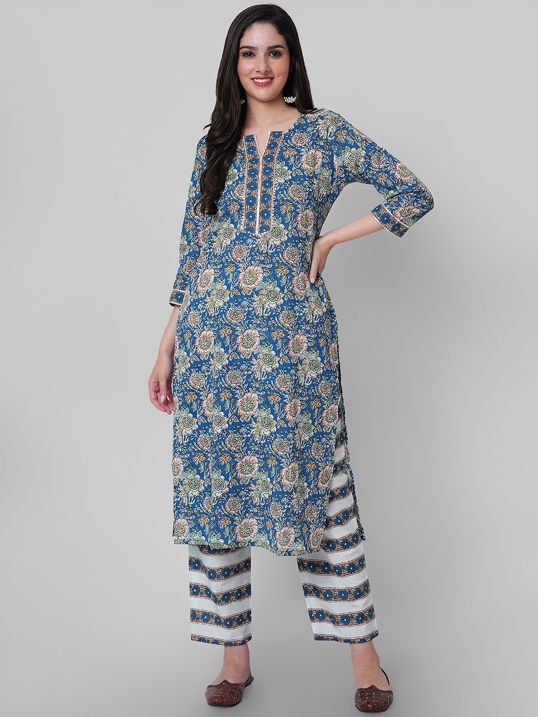 JANAKDULARI CREATION Floral Printed Gotta Patti Pure Cotton Kurta with Palazzos, Blue
JANAKDULARI CREATION Floral Printed Gotta Patti Pure Cotton Kurta with Palazzos, Blue