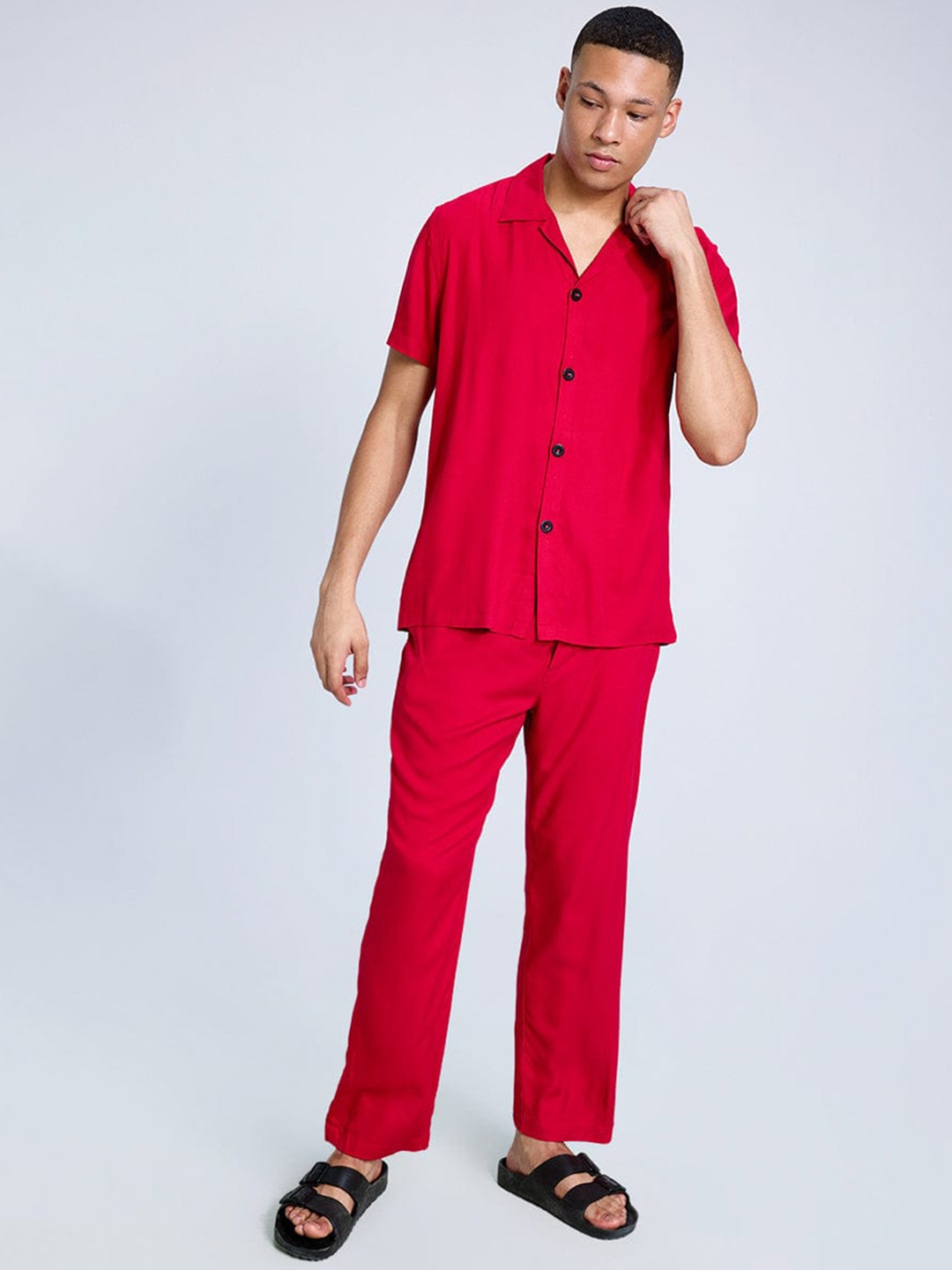 PURPLEMANGO THE FRUIT OF FASHION Men Short Sleeve Shirt And Trousers Co-Ords Set, Red
PURPLEMANGO THE FRUIT OF FASHION Men Short Sleeve Shirt And Trousers Co-Ords Set, Red