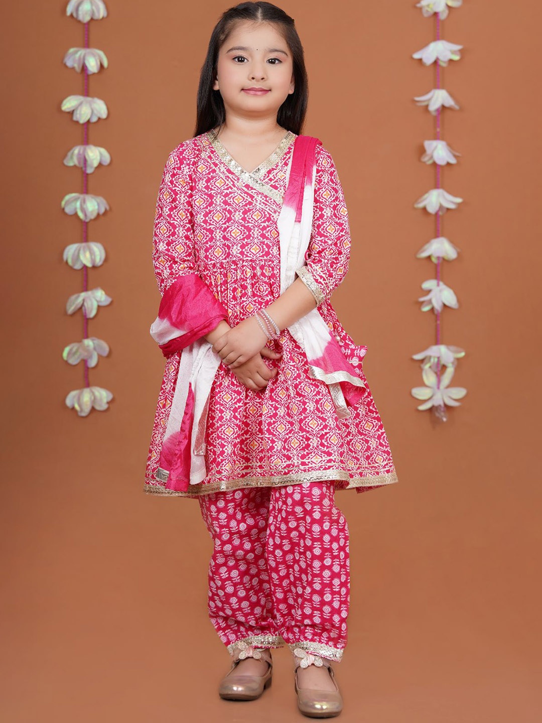 Stuffie Land Girls Ethnic Motifs Printed Angrakha Pure Cotton Kurta With Salwar & Dupatta, Pink
Stuffie Land Girls Ethnic Motifs Printed Angrakha Pure Cotton Kurta With Salwar & Dupatta, Pink