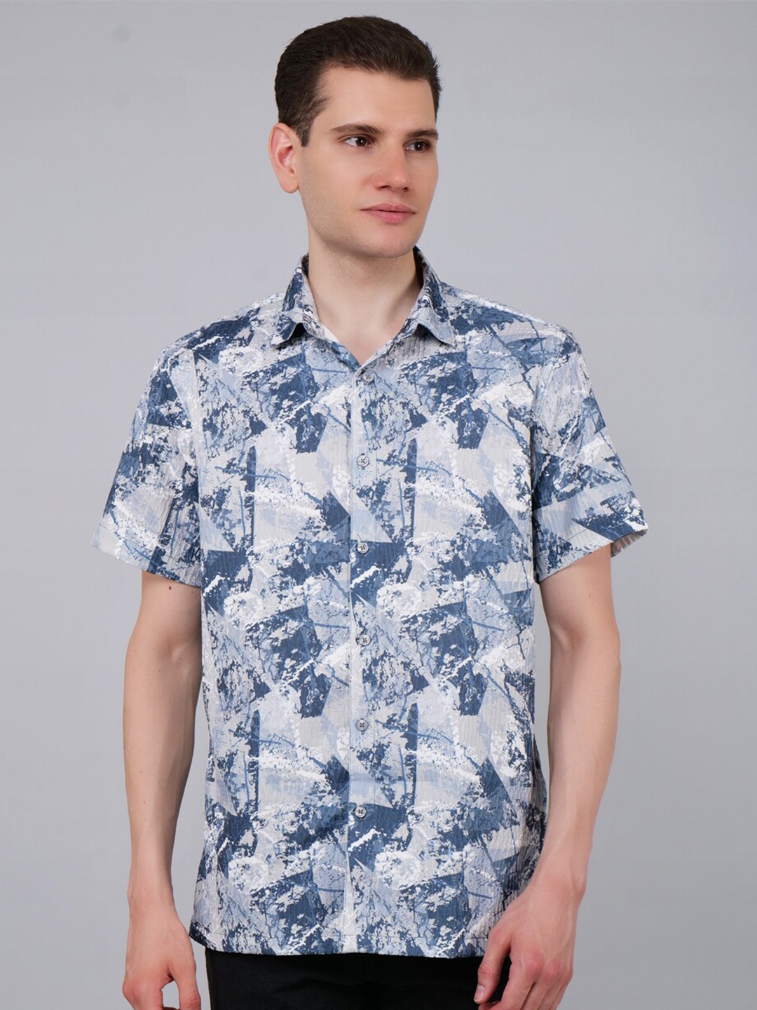 4400BC Abstract Printed Corduroy Spread Collar Relaxed Regular Fit Casual Shirt, Off white
4400BC Abstract Printed Corduroy Spread Collar Relaxed Regular Fit Casual Shirt, Off white