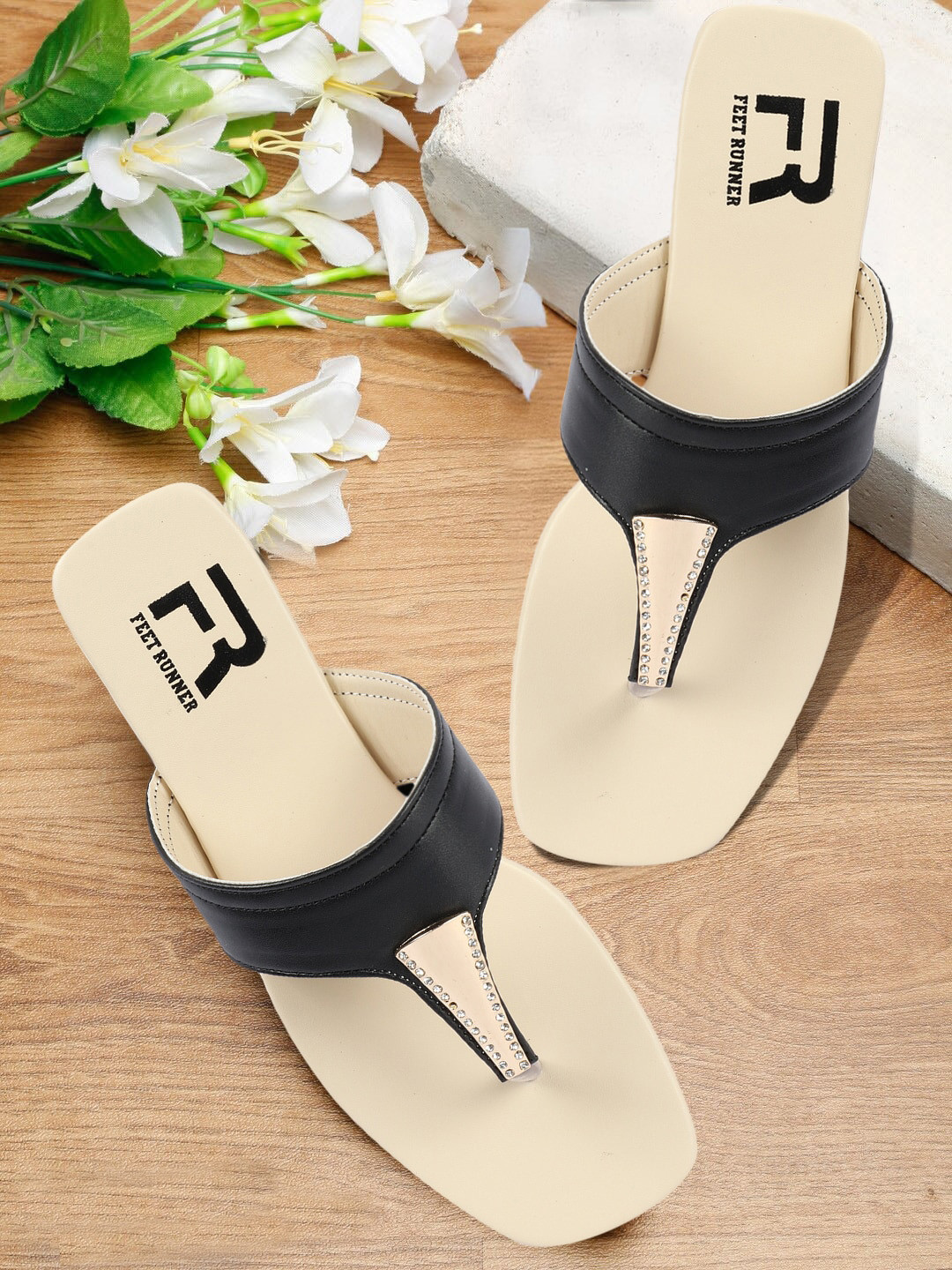 FEET RUNNER Open Toe T-Strap Flats, Black
FEET RUNNER Open Toe T-Strap Flats, Black