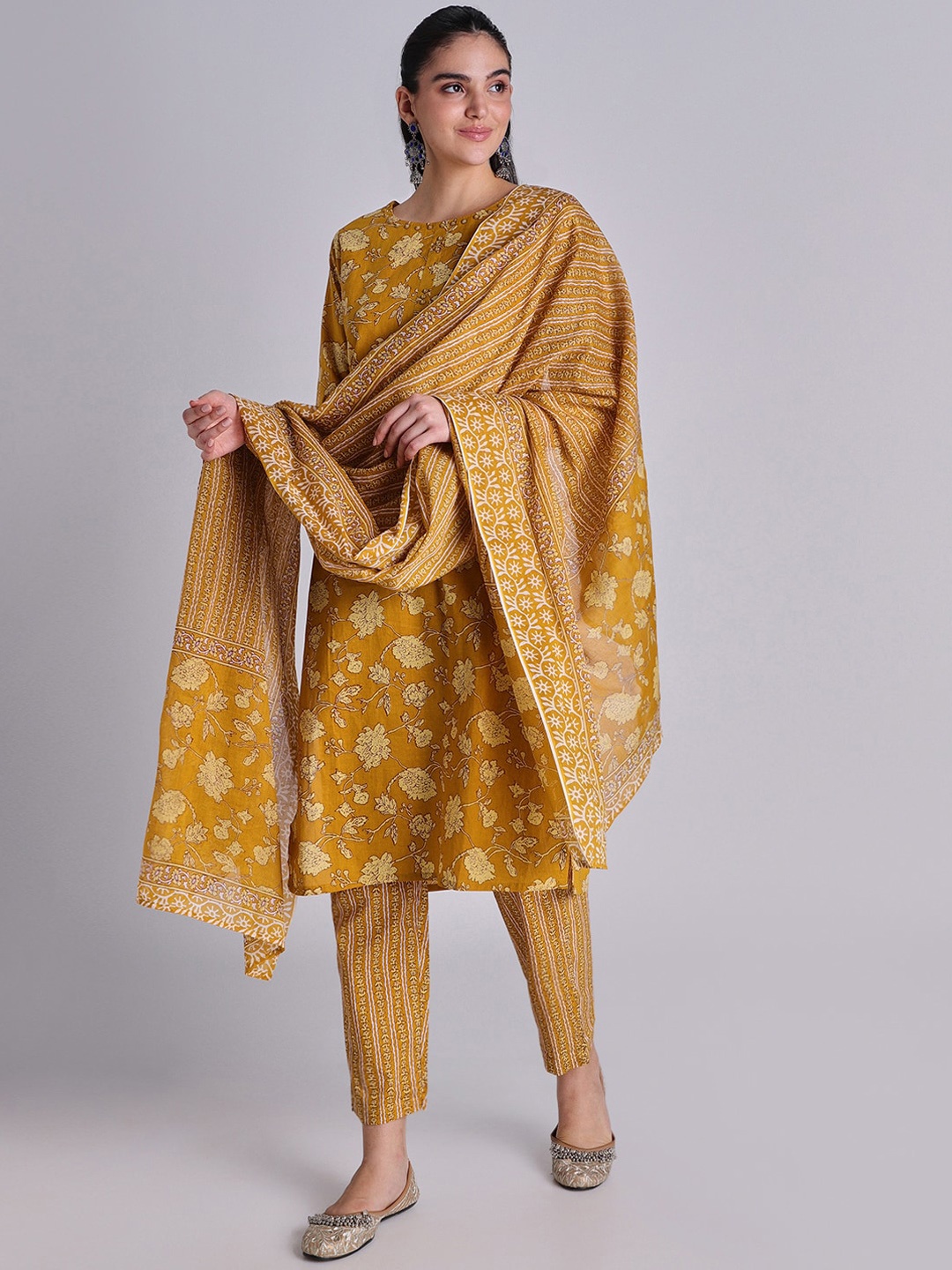 House Of Dharaa Floral Printed Round Neck Cotton Kurta with Trousers & Dupatta, Mustard
House Of Dharaa Floral Printed Round Neck Cotton Kurta with Trousers & Dupatta, Mustard