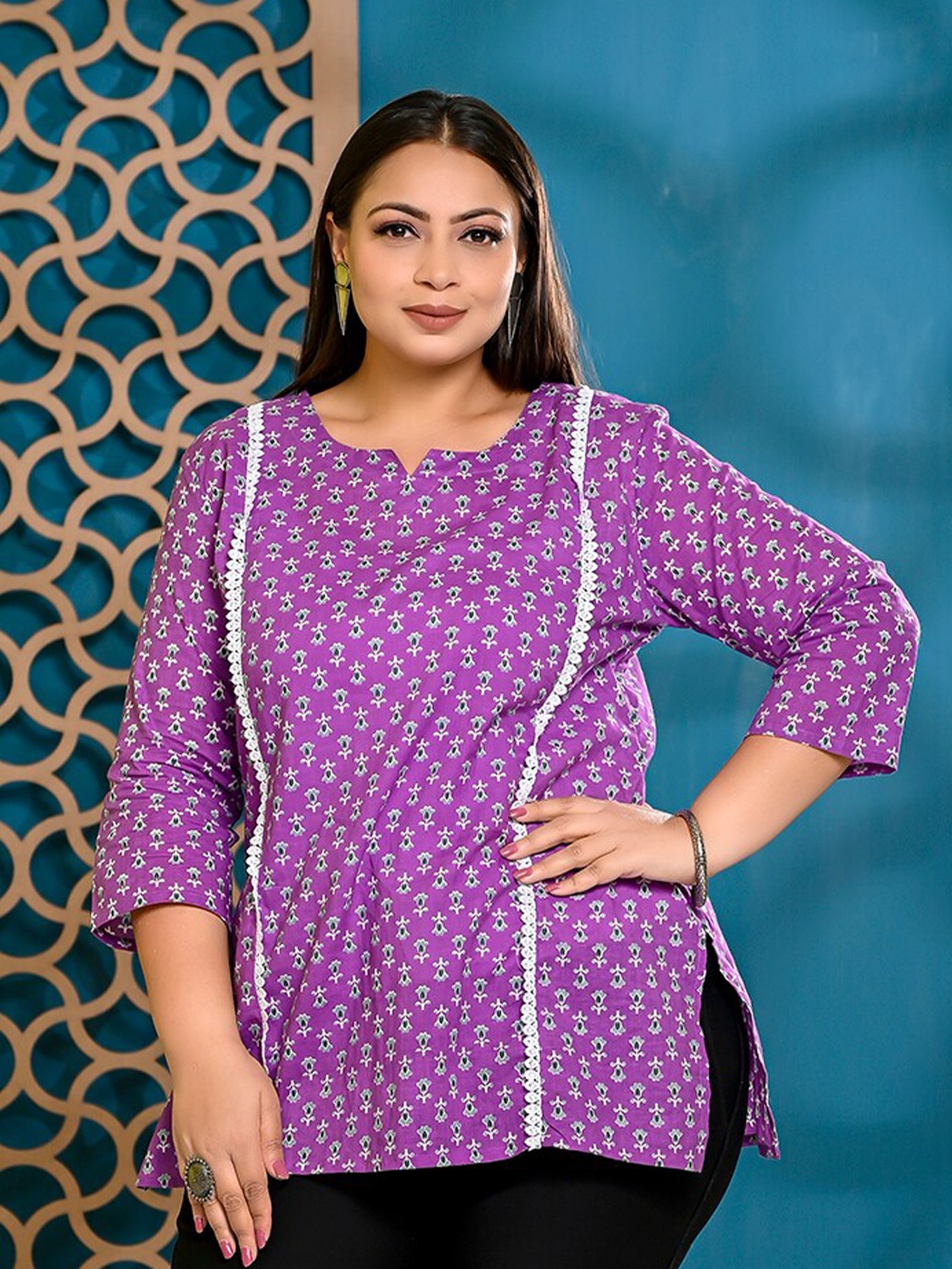 PUMPUI Plus Size Geometric Print Round Neck Three-Quarter Sleeves Cotton Straight Kurti, Purple
PUMPUI Plus Size Geometric Print Round Neck Three-Quarter Sleeves Cotton Straight Kurti, Purple