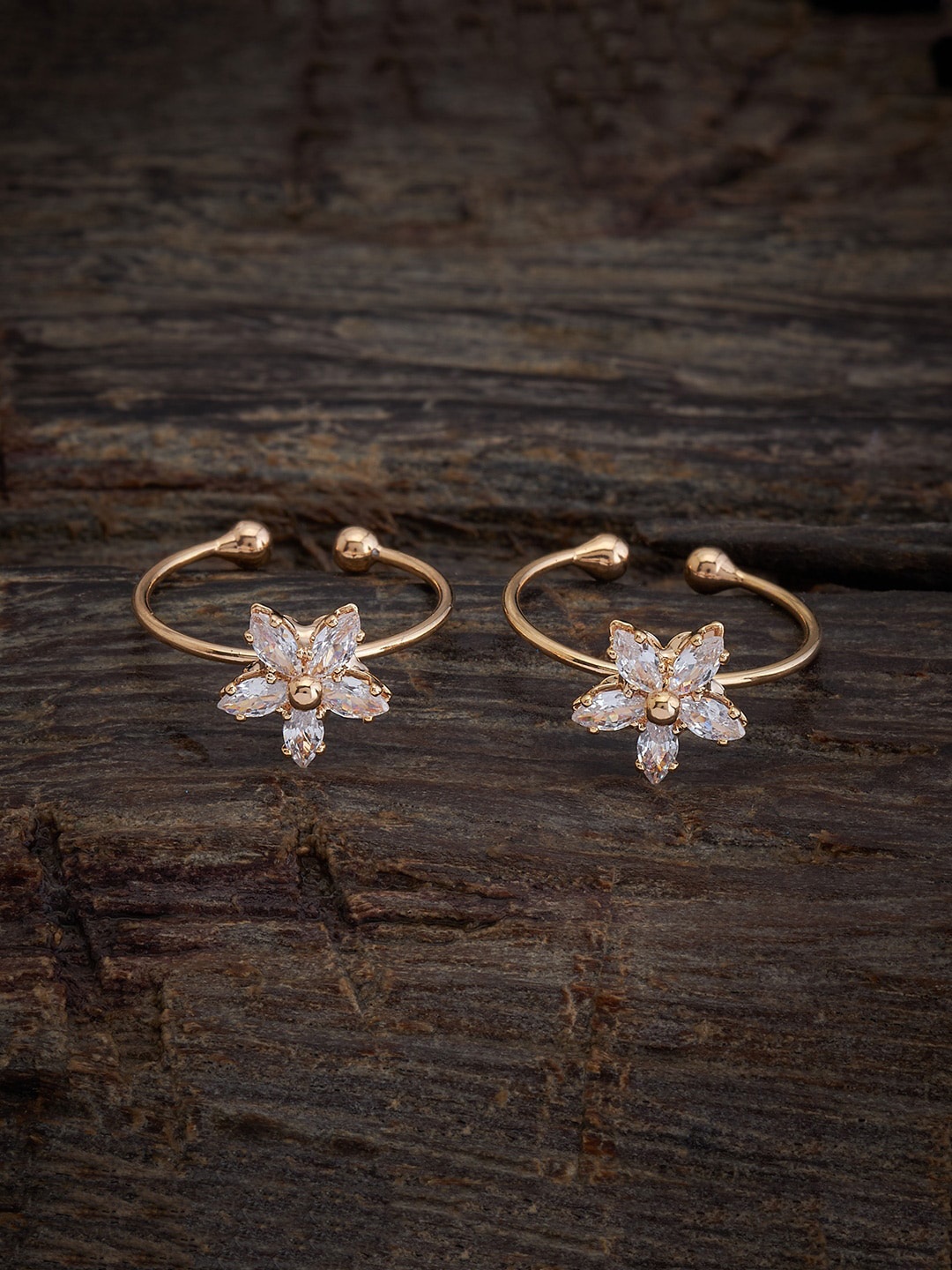 Kushal's Fashion Jewellery Set of 2 Gold-Plated Cubic Zirconia Studded Toe Rings
Kushal's Fashion Jewellery Set of 2 Gold-Plated Cubic Zirconia Studded Toe Rings