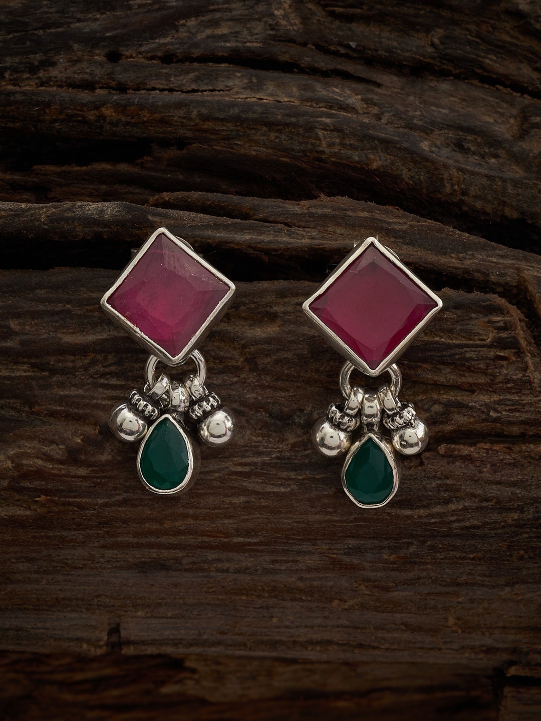 Kushal's Fashion Jewellery 92.5 Pure Silver Rhodium-Plated Stones Studded Drop Earrings
Kushal's Fashion Jewellery 92.5 Pure Silver Rhodium-Plated Stones Studded Drop Earrings