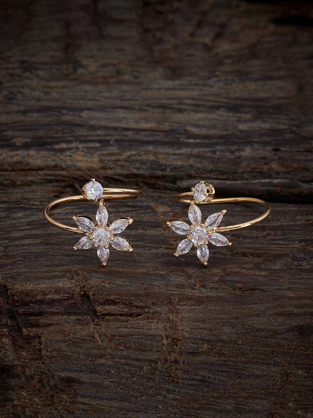 Kushal's Fashion Jewellery Set of 2 Gold-Plated Cubic Zirconia Studded Toe Rings
Kushal's Fashion Jewellery Set of 2 Gold-Plated Cubic Zirconia Studded Toe Rings