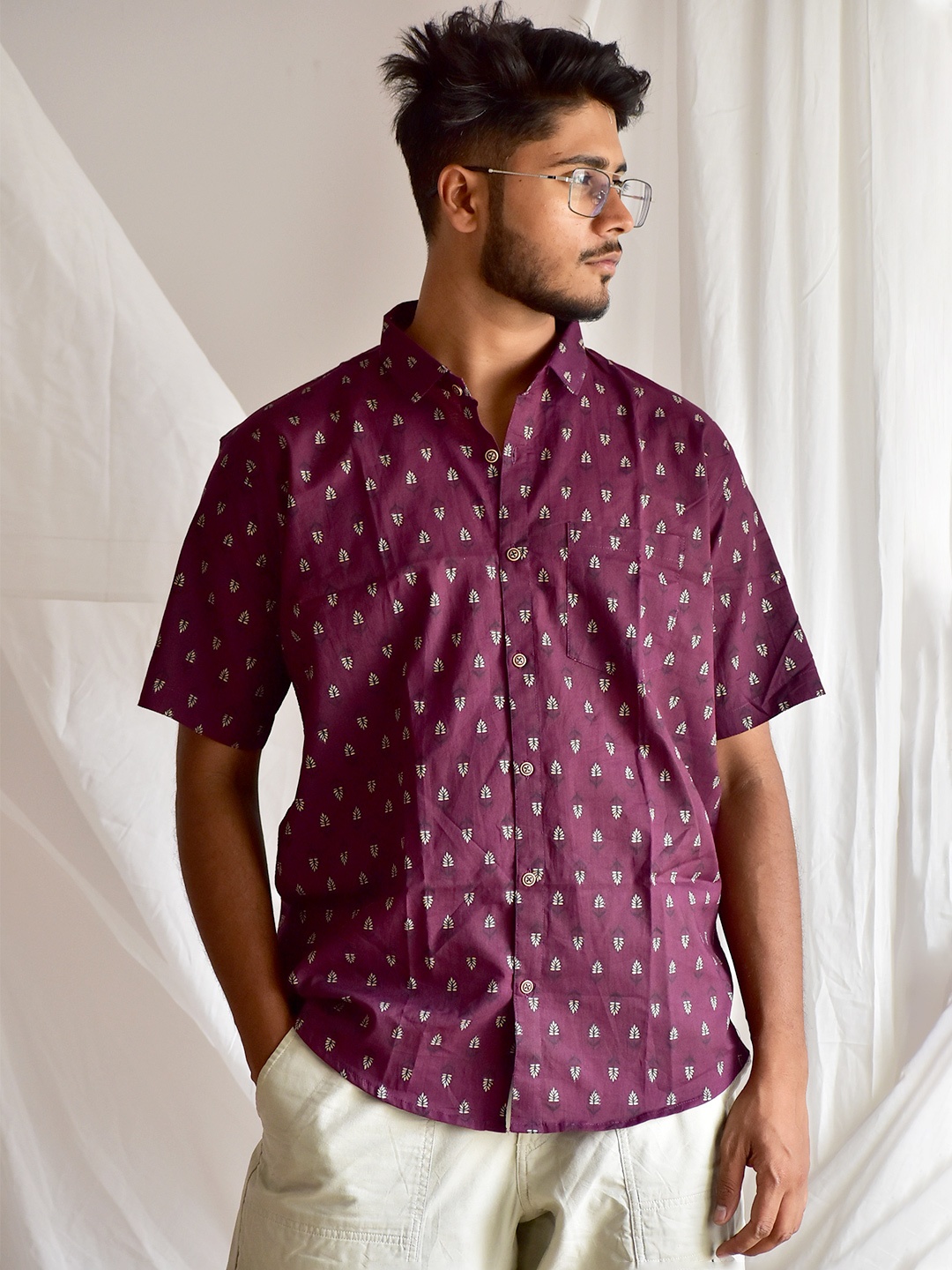 Sundarii Comfort Printed Button-Down Collar Short Sleeves Cotton Casual Shirt, Maroon
Sundarii Comfort Printed Button-Down Collar Short Sleeves Cotton Casual Shirt, Maroon