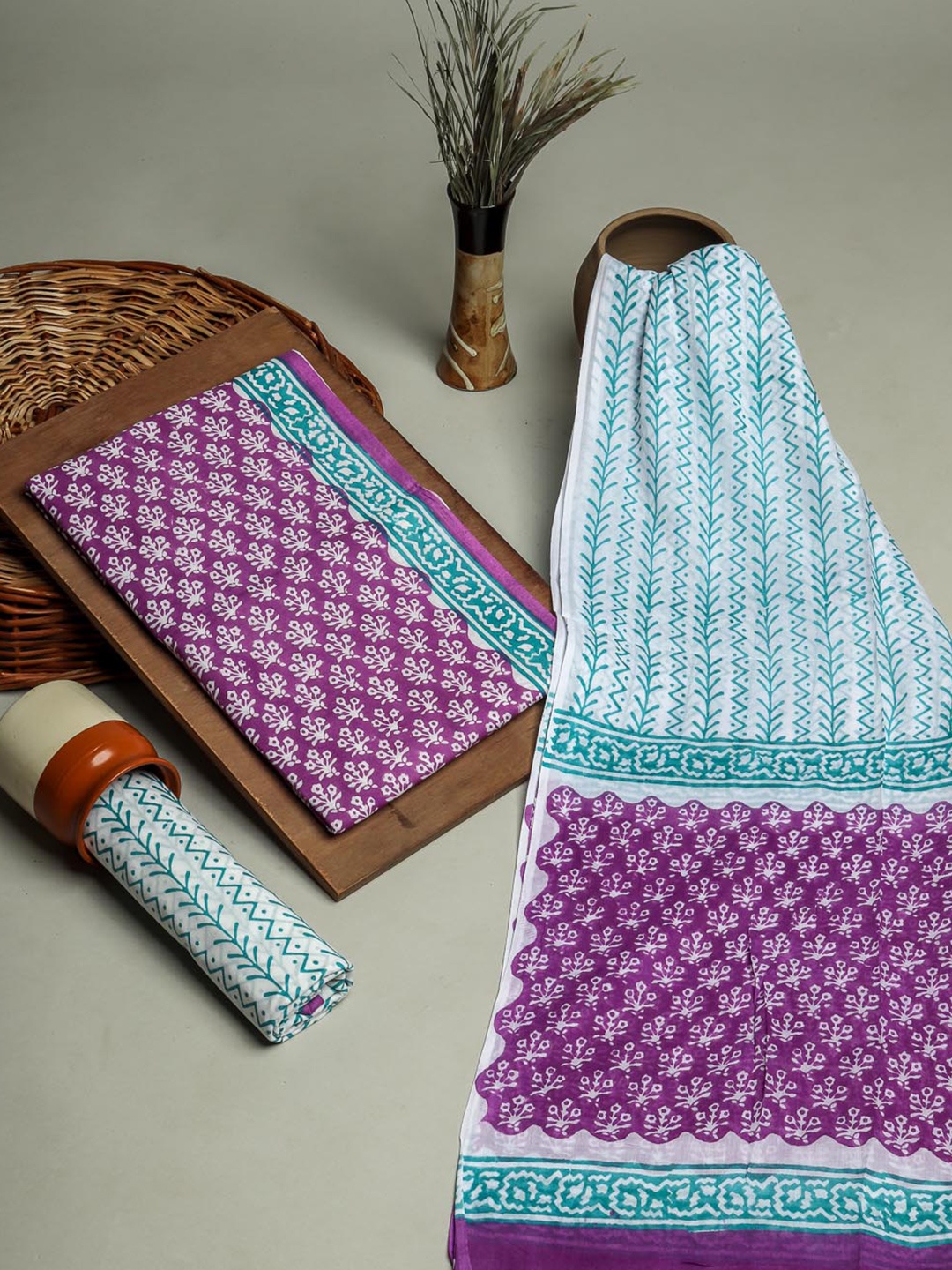 Kishori Sarees Ethnic Motifs Printed Pure Cotton Unstitched Dress Material, Purple
Kishori Sarees Ethnic Motifs Printed Pure Cotton Unstitched Dress Material, Purple