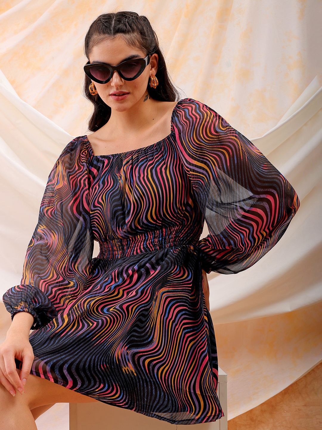 Freehand by The Indian Garage Co Animal Printed Puff Sleeves Fit & Flare Midi Dress, Blue
Freehand by The Indian Garage Co Animal Printed Puff Sleeves Fit & Flare Midi Dress, Blue