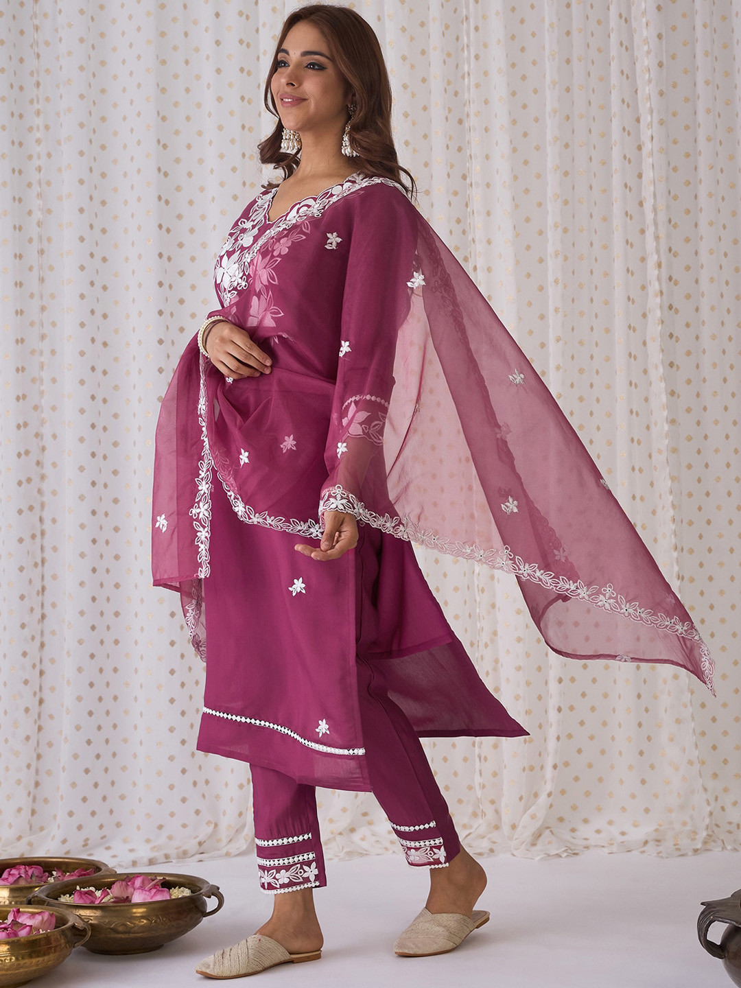 Indo Era Pink Floral Embroidered Thread Work Straight Kurta With Trousers & Dupatta
Indo Era Pink Floral Embroidered Thread Work Straight Kurta With Trousers & Dupatta