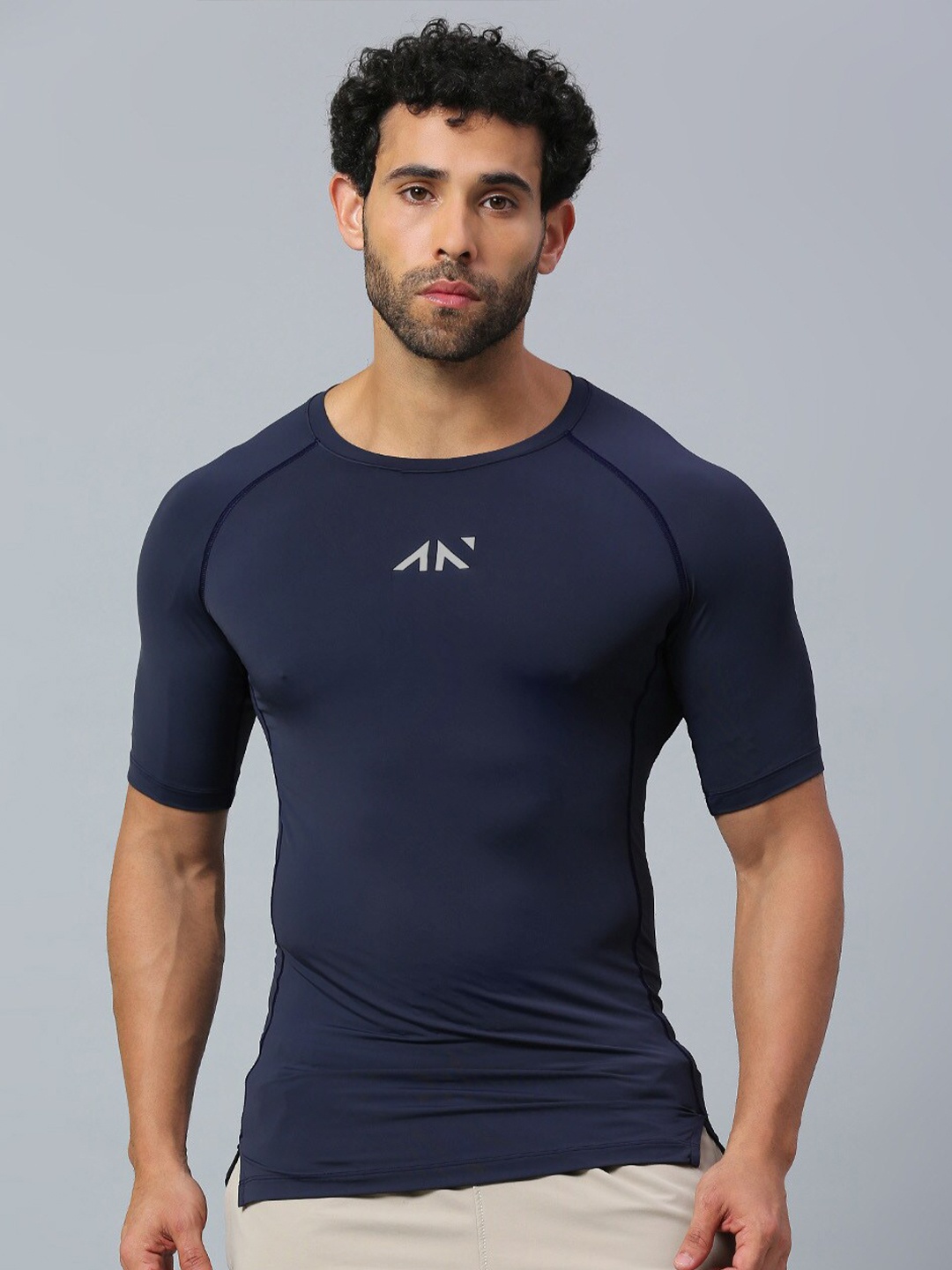 AESTHETIC NATION Men Typography Colourblocked Dri-FIT Pockets Compression T-shirt, Navy blue
AESTHETIC NATION Men Typography Colourblocked Dri-FIT Pockets Compression T-shirt, Navy blue