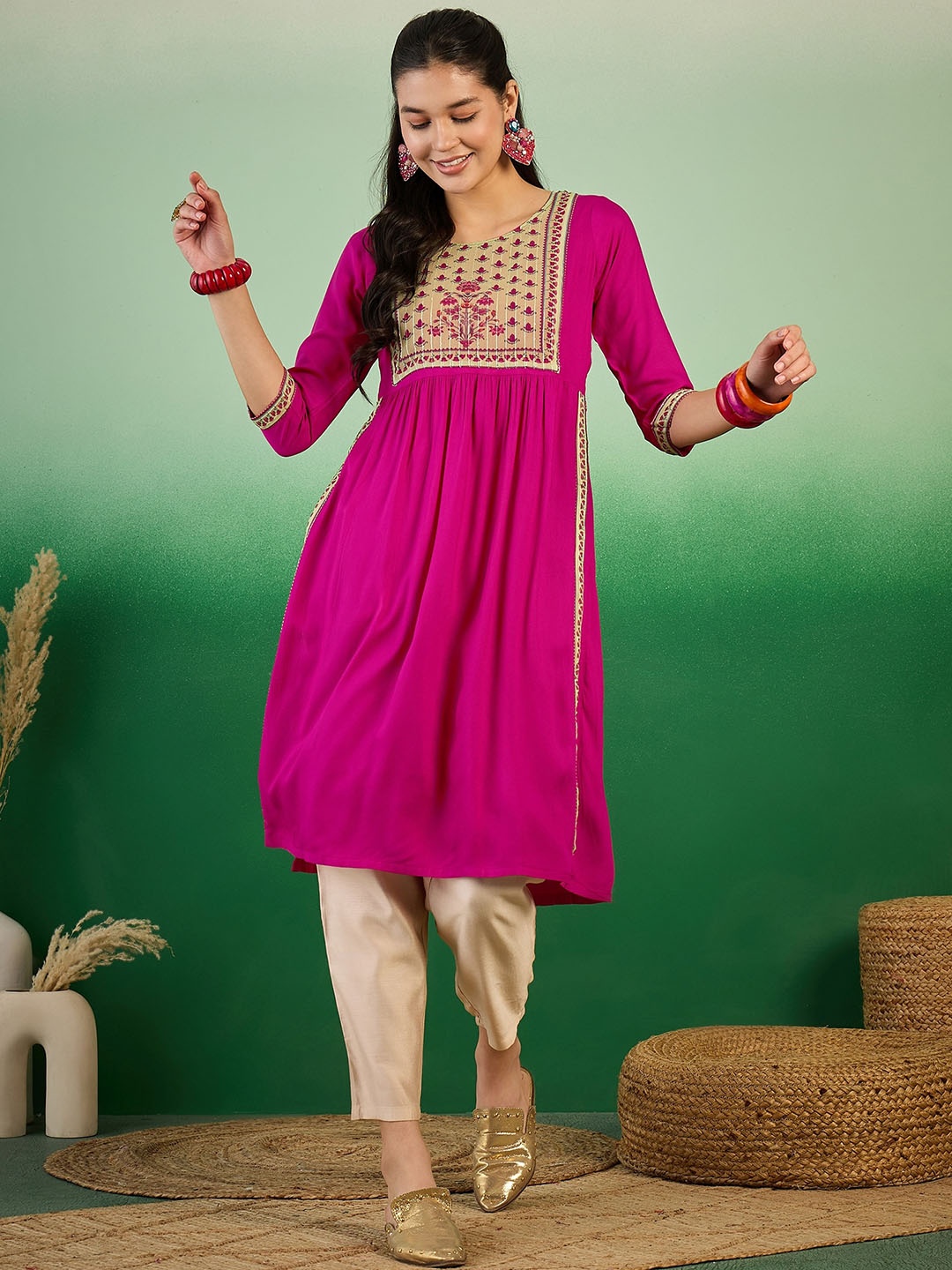 Sangria Printed Nyra Cut Kurta, Pink