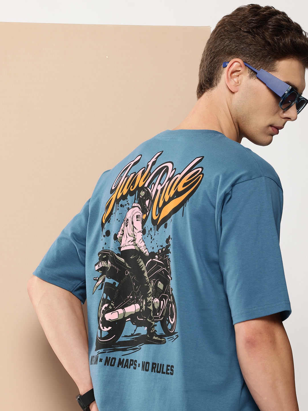 Difference of Opinion Printed Drop-Shoulder Sleeves Oversized Pure Cotton T-shirt, Teal
Difference of Opinion Printed Drop-Shoulder Sleeves Oversized Pure Cotton T-shirt, Teal