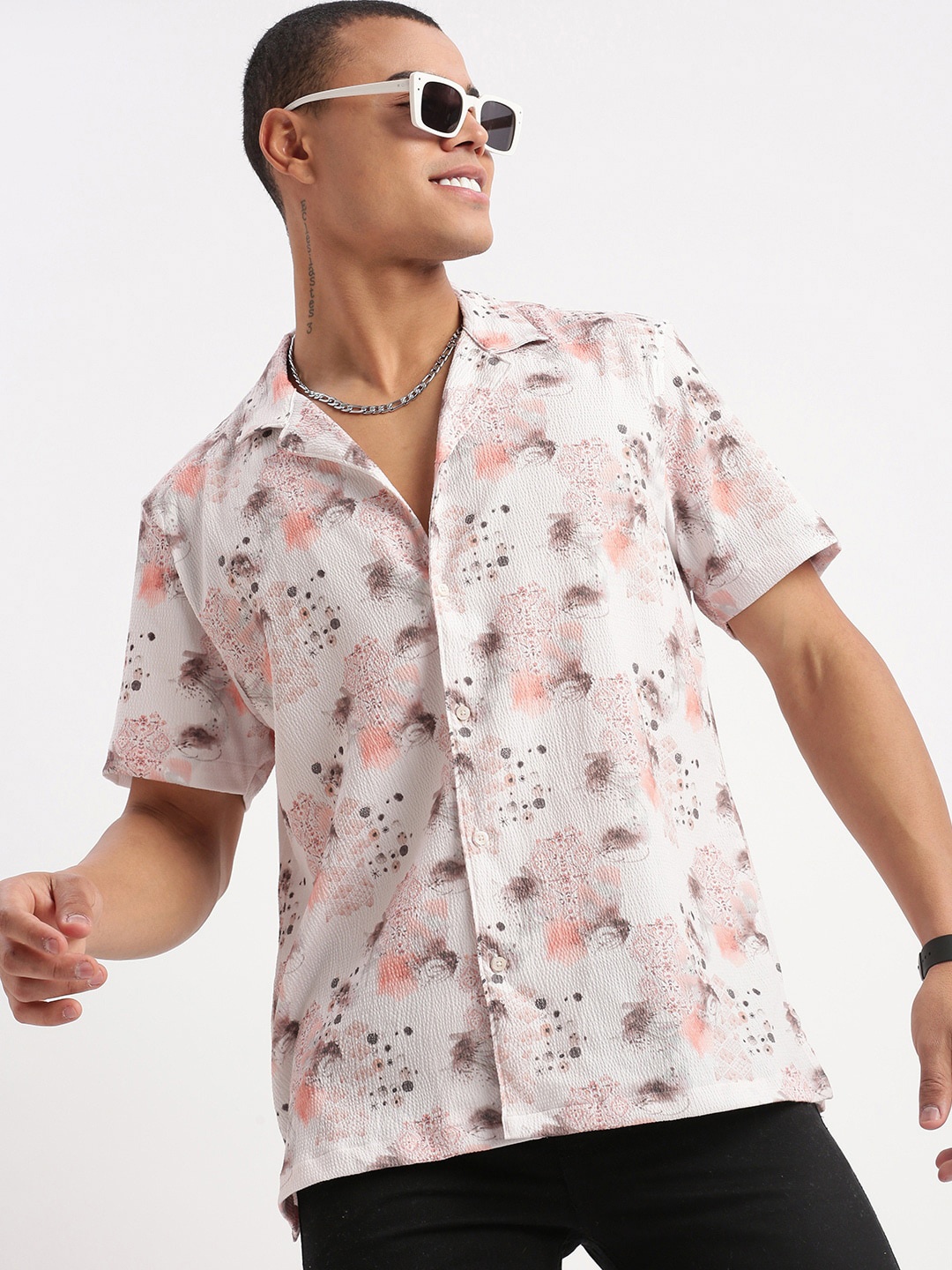 SHOWOFF Premium Floral Printed Cuban Collar Relaxed Fit Cotton Casual Shirt, Off white
SHOWOFF Premium Floral Printed Cuban Collar Relaxed Fit Cotton Casual Shirt, Off white