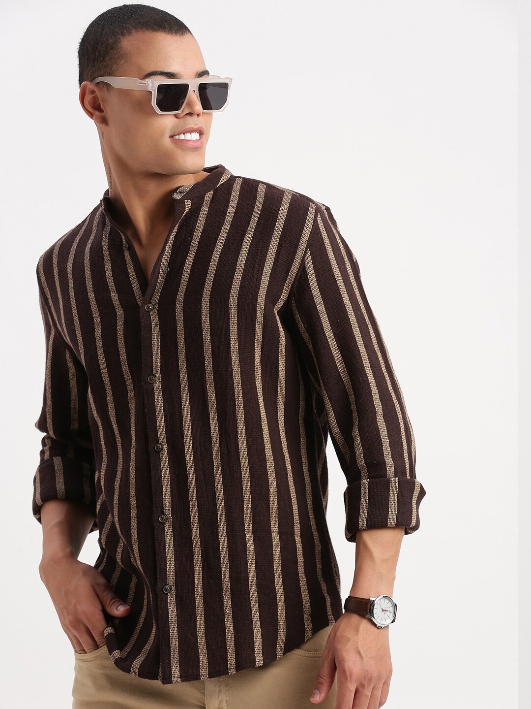 SHOWOFF Standard Slim Fit Mandarin Collar Vertical Stripes Cotton Casual Shirt, Brown
SHOWOFF Standard Slim Fit Mandarin Collar Vertical Stripes Cotton Casual Shirt, Brown