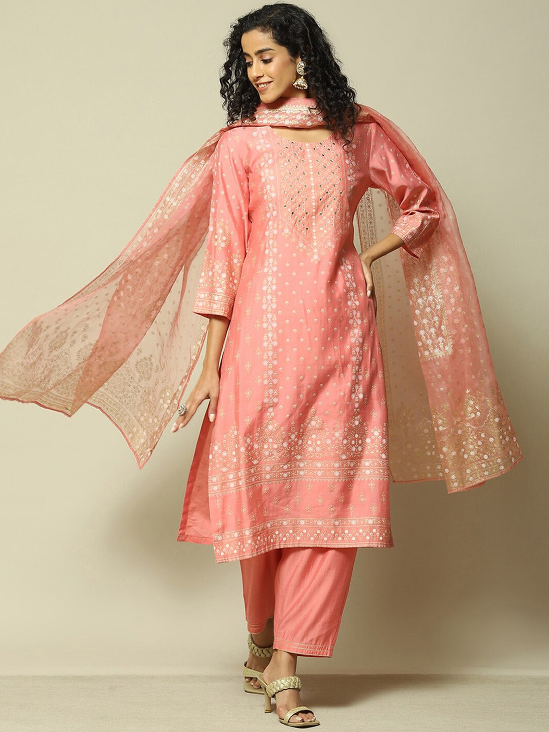 Rangriti Floral Printed Regular Mirror Work Straight Kurta with Palazzos & Dupatta, Pink
Rangriti Floral Printed Regular Mirror Work Straight Kurta with Palazzos & Dupatta, Pink