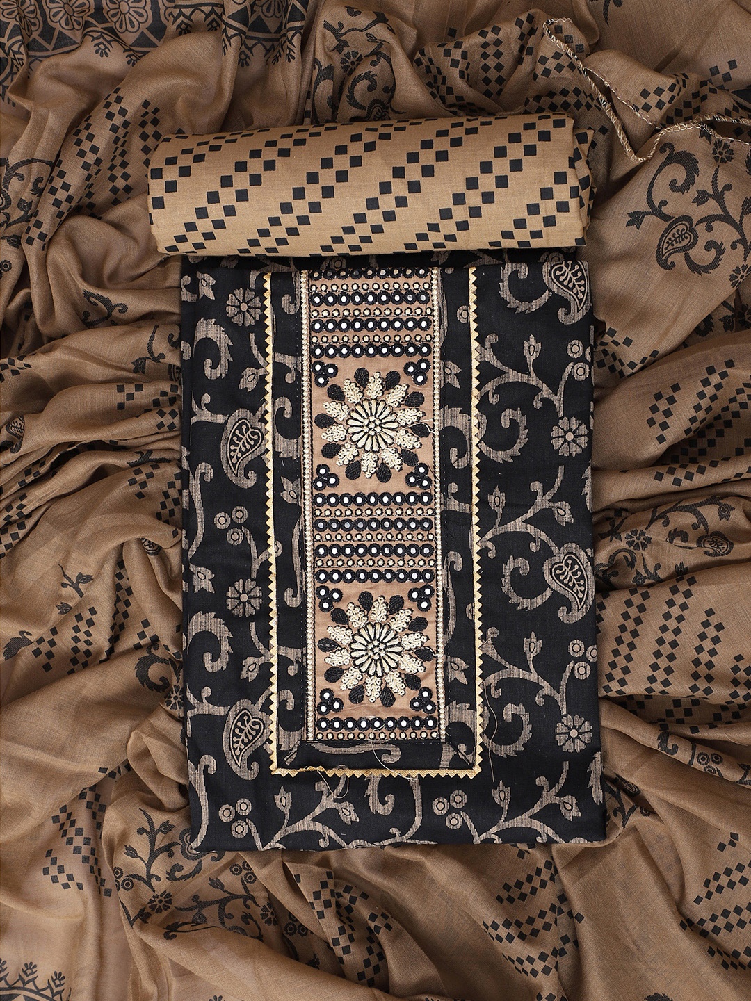 SALWAR STUDIO Floral Printed Mirror Work Pure Cotton Unstitched Dress Material, Black
SALWAR STUDIO Floral Printed Mirror Work Pure Cotton Unstitched Dress Material, Black
