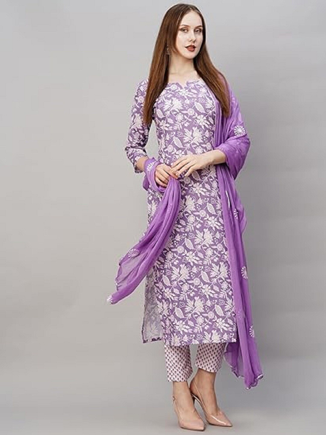 ANUTTARA FASHIONS Floral Printed Pure Cotton Straight Kurta with Trousers & Dupatta, Pink
ANUTTARA FASHIONS Floral Printed Pure Cotton Straight Kurta with Trousers & Dupatta, Pink