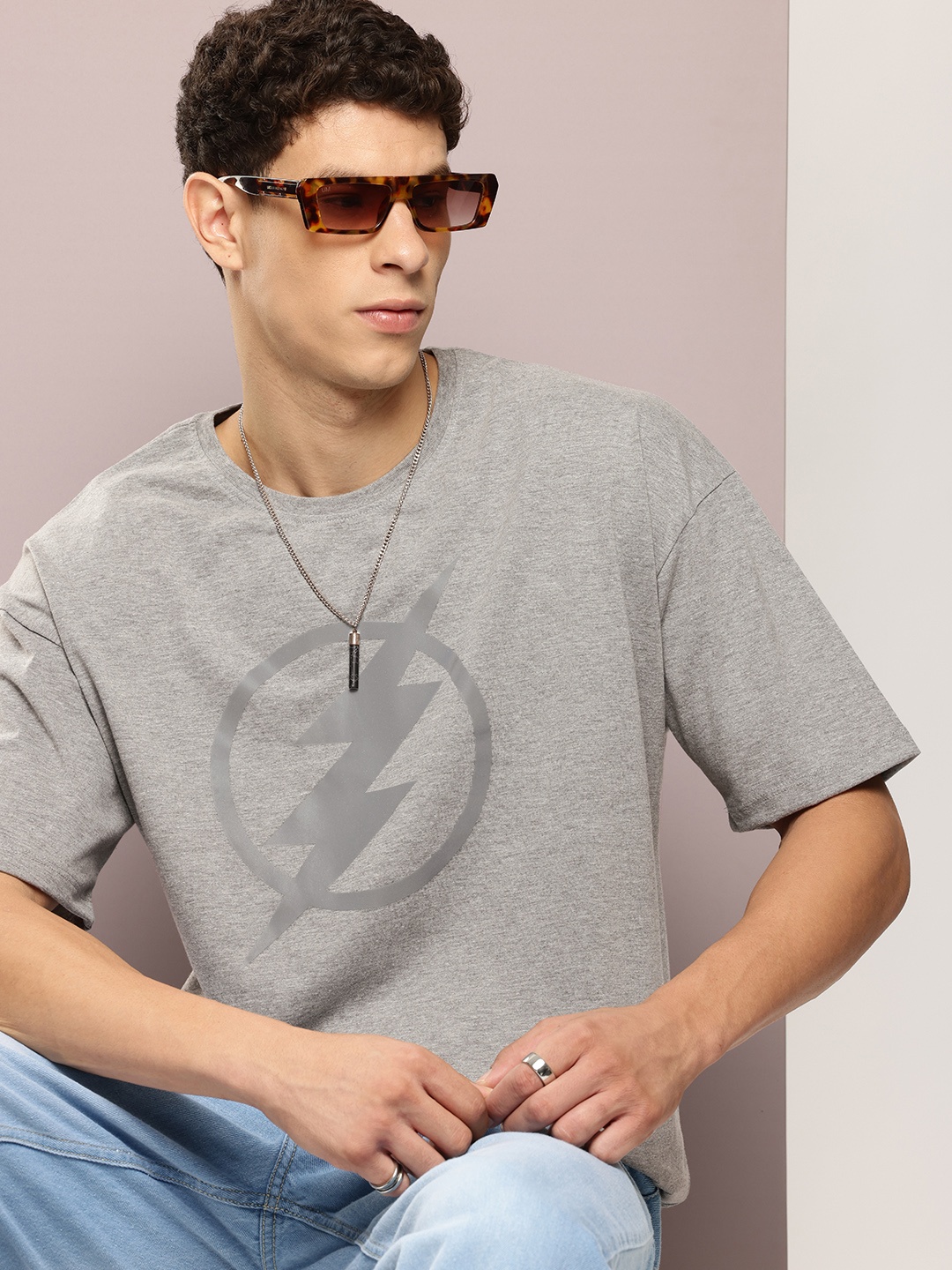 DC by Kook N Keech Men Graphic Printed Drop-Shoulder Sleeves Pure Cotton Oversized T-shirt, Grey
DC by Kook N Keech Men Graphic Printed Drop-Shoulder Sleeves Pure Cotton Oversized T-shirt, Grey