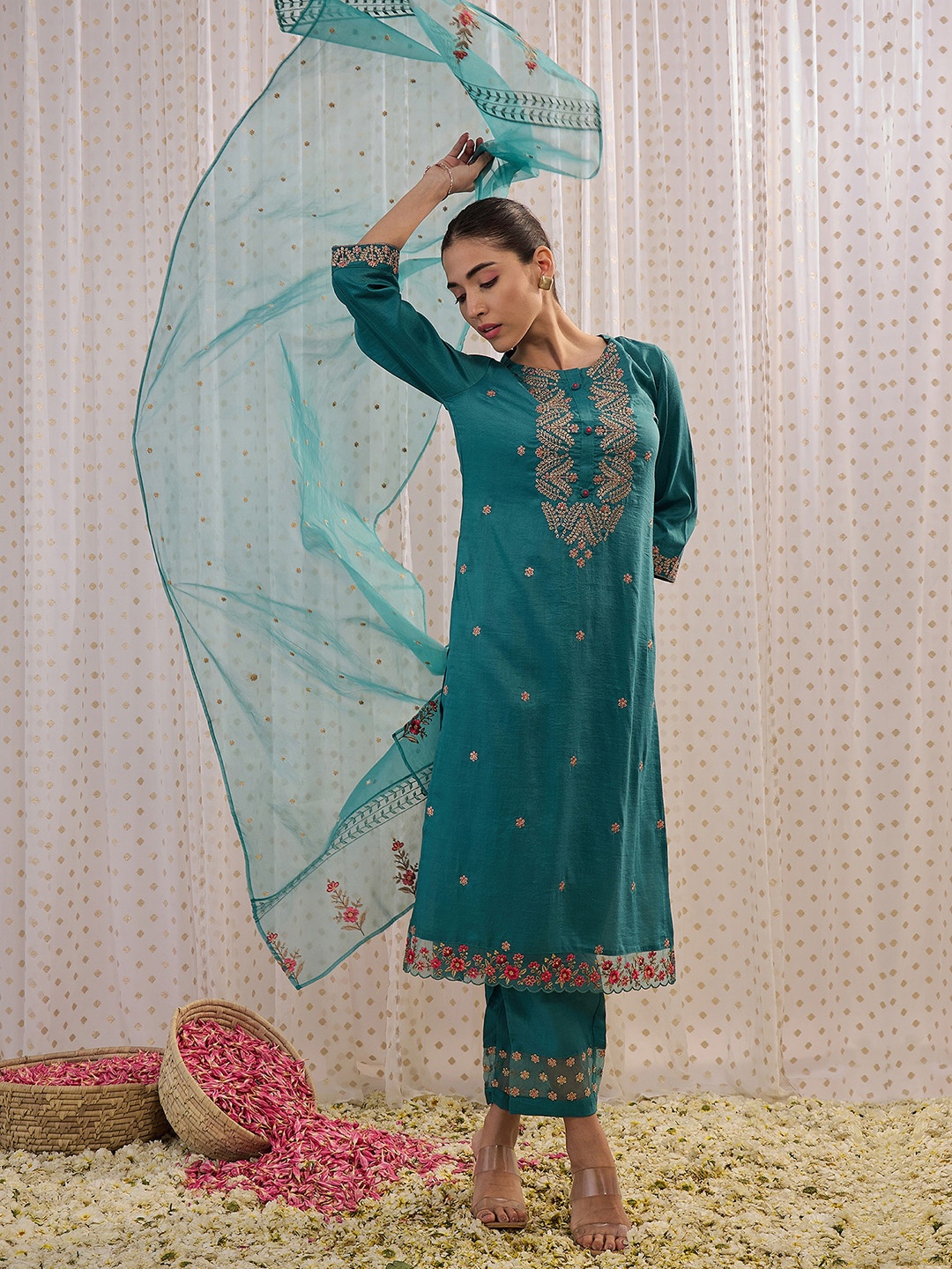 Indo Era Green Floral Embroidered Thread Work Kurta with Trousers & Dupatta, Sea green
Indo Era Green Floral Embroidered Thread Work Kurta with Trousers & Dupatta, Sea green