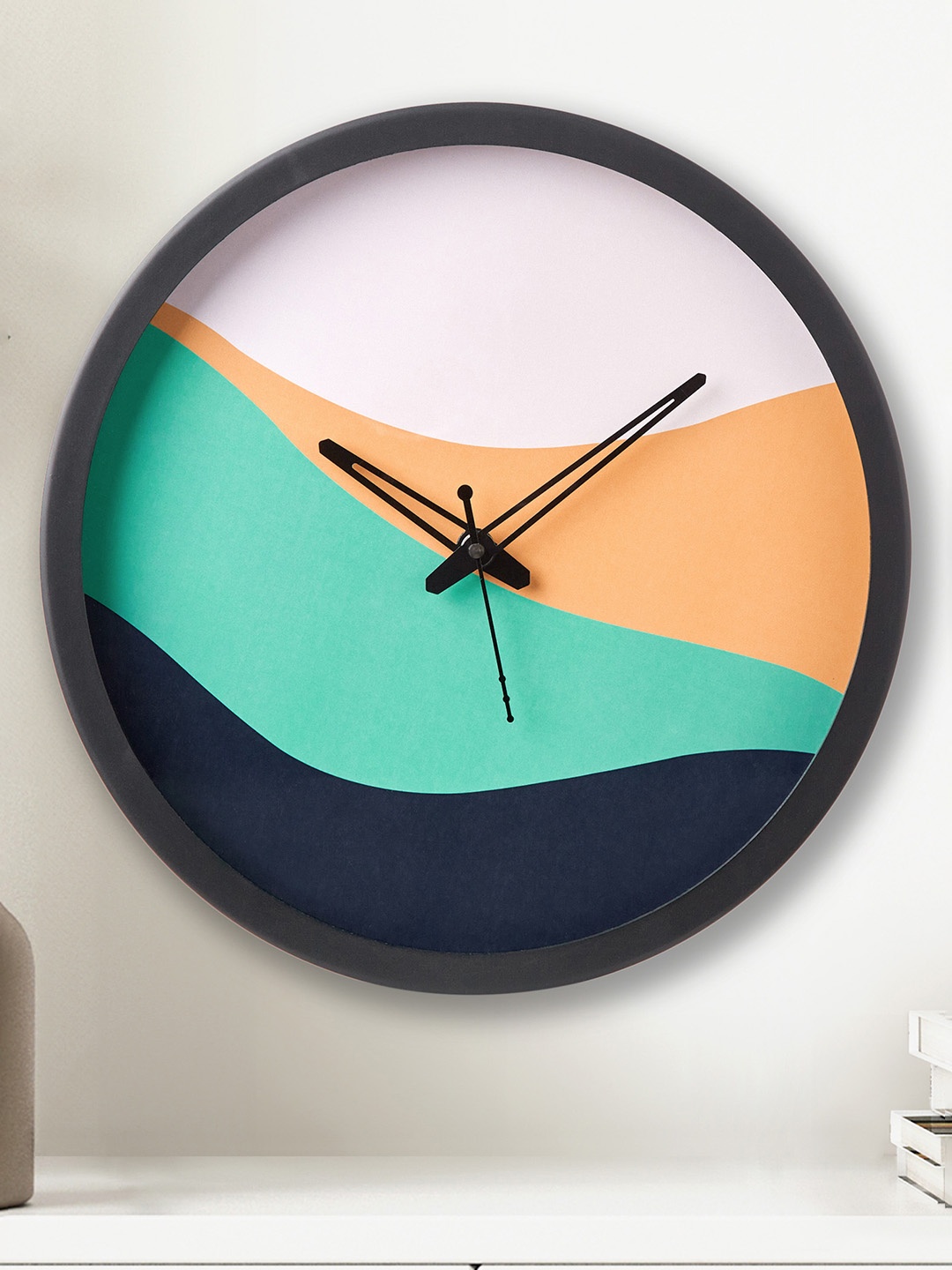 Home Centre Corsica Black & Green Colourblocked Contemporary Round Shaped Wall Clock
Home Centre Corsica Black & Green Colourblocked Contemporary Round Shaped Wall Clock