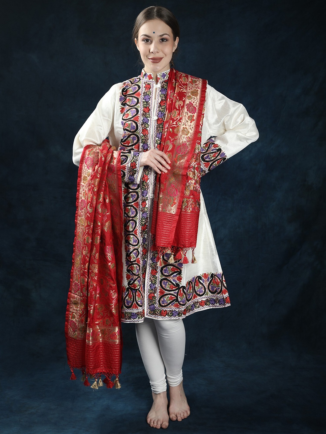 Exotic India Jalapeno Red Art Silk Floral Vine Multicolor Zari Brocade Banarasi Dupatta
Exotic India Jalapeno Red Art Silk Floral Vine Multicolor Zari Brocade Banarasi Dupatta