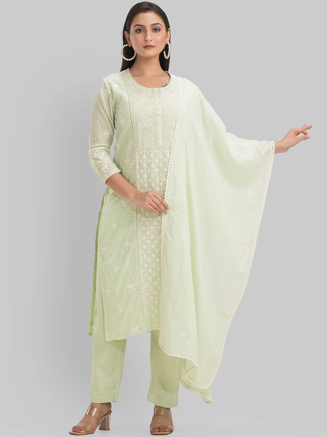 SACRED SUTA Floral Embroidered Regular Thread Work Pure Cotton Straight Kurta Set, Green
SACRED SUTA Floral Embroidered Regular Thread Work Pure Cotton Straight Kurta Set, Green