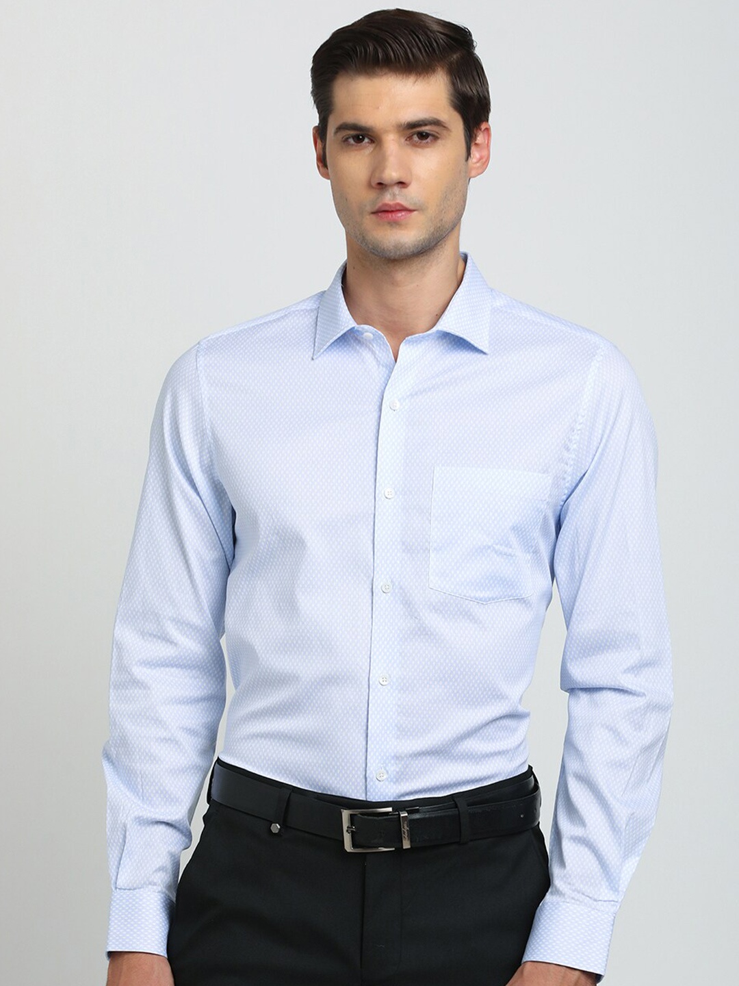 Turtle Classic Slim Fit Printed Spread Collar Long Sleeves Cotton Formal Shirt, Blue
Turtle Classic Slim Fit Printed Spread Collar Long Sleeves Cotton Formal Shirt, Blue