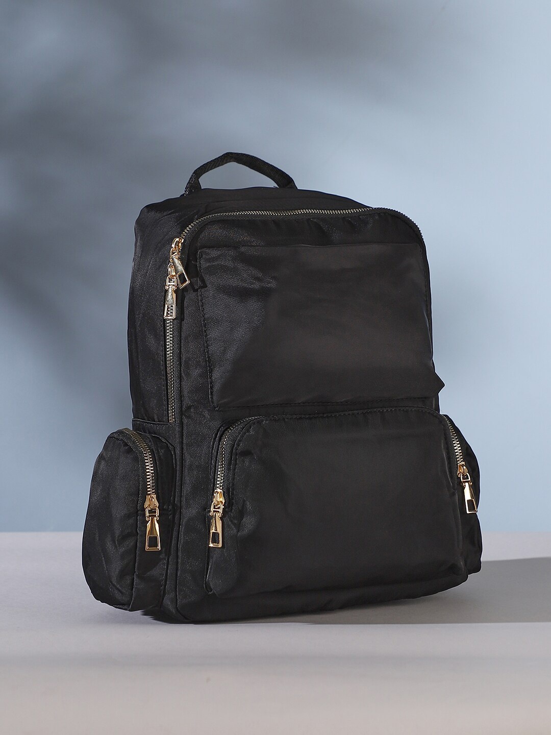 HAUTE SAUCE by Campus Sutra The Explorer's Pouch Women Ergonomic Backpack, Black
HAUTE SAUCE by Campus Sutra The Explorer's Pouch Women Ergonomic Backpack, Black