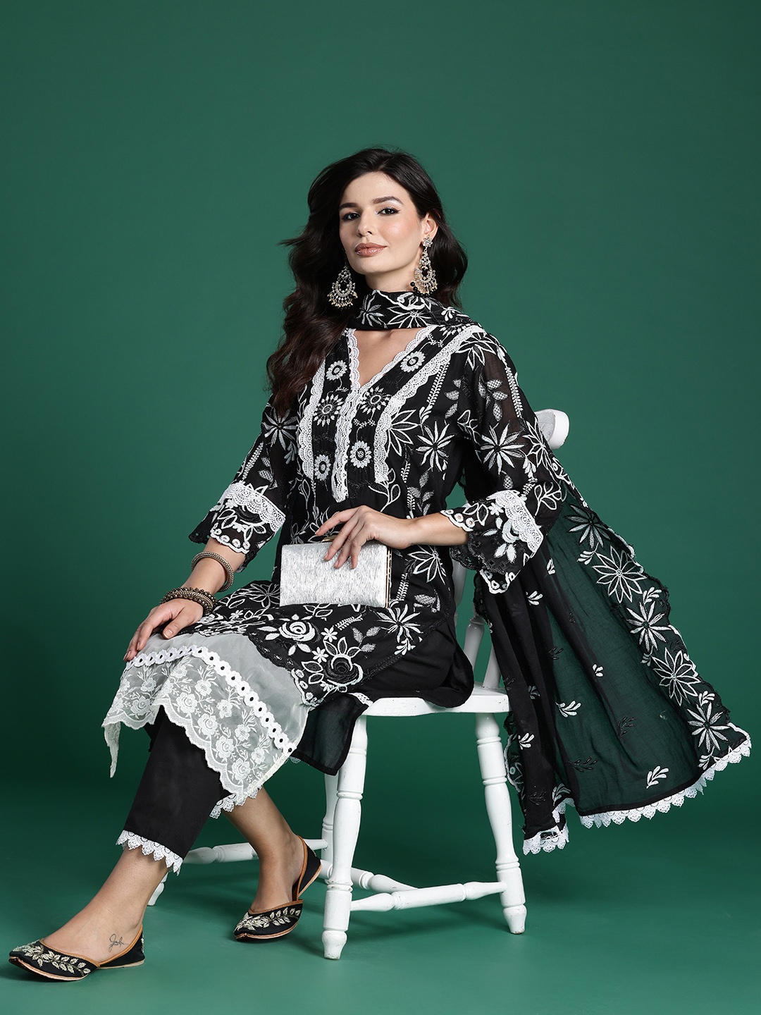 Indo Era Floral Embroidered Thread Work Pure Cotton Kurta With Trousers & Dupatta, Black
Indo Era Floral Embroidered Thread Work Pure Cotton Kurta With Trousers & Dupatta, Black