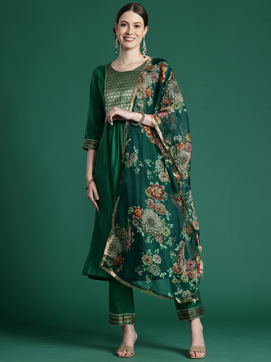 Indo Era Floral Yoke Design Gotta Patti Pure Cotton Kurta With Trousers & Dupatta, Green
Indo Era Floral Yoke Design Gotta Patti Pure Cotton Kurta With Trousers & Dupatta, Green
