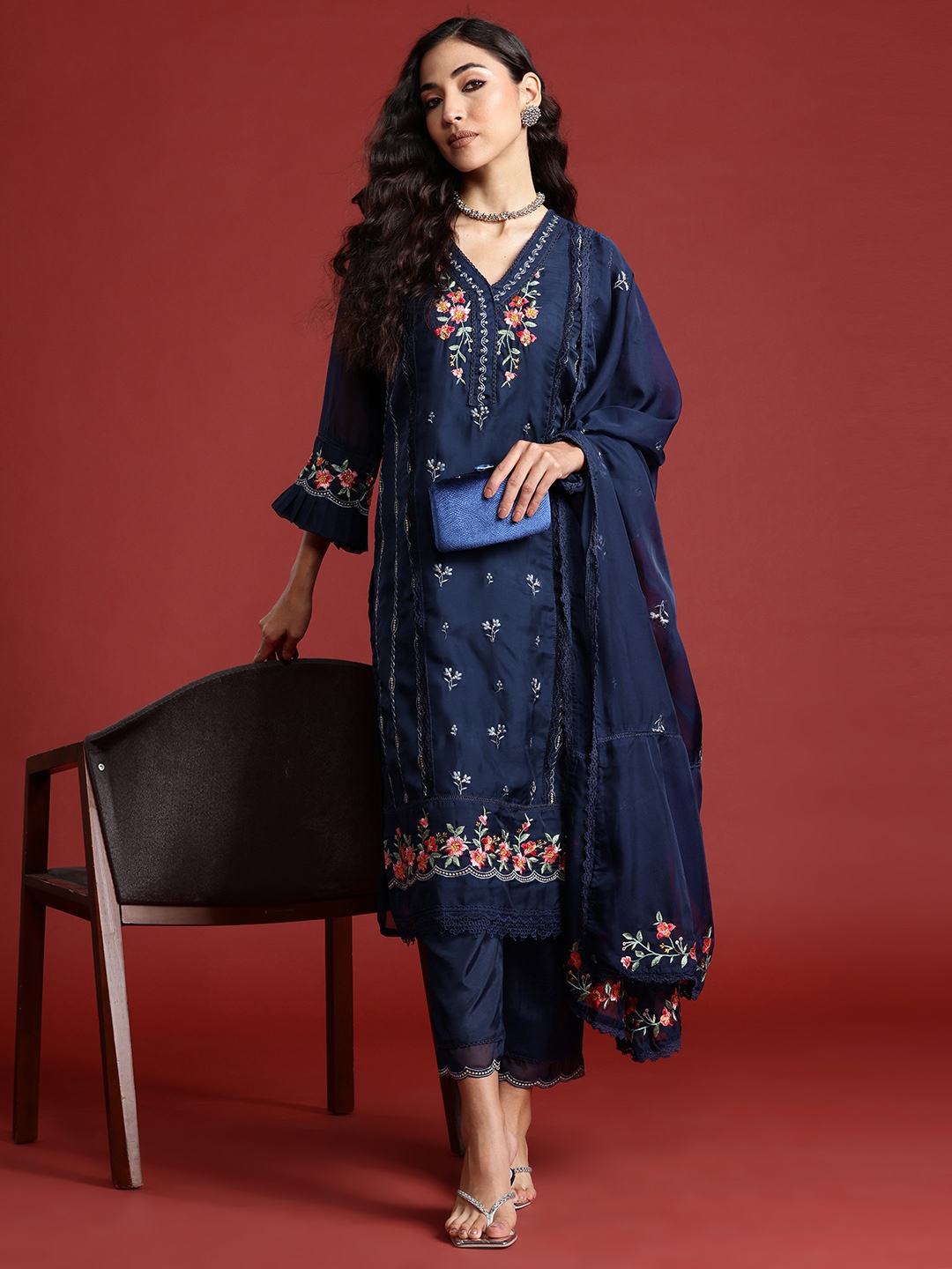 Indo Era Women Floral Embroidered Panelled Thread Work Kurta with Trousers & With Dupatta, Navy blue
Indo Era Women Floral Embroidered Panelled Thread Work Kurta with Trousers & With Dupatta, Navy blue
