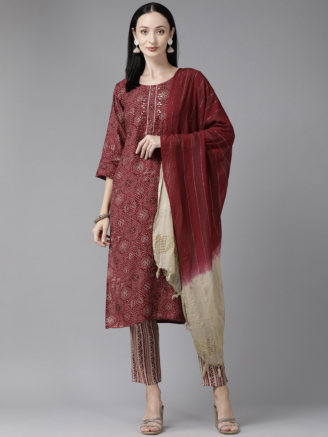 BAESD Dandhani Printed Regular Mirror Work Pure Silk Kurta ,Trousers & Dupatta, Maroon
BAESD Dandhani Printed Regular Mirror Work Pure Silk Kurta ,Trousers & Dupatta, Maroon