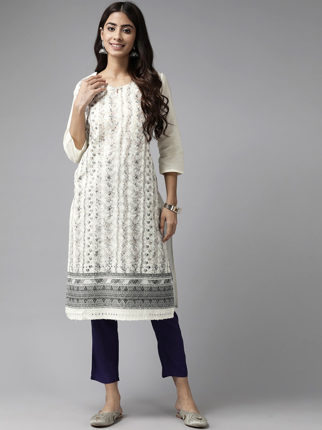 BAESD Floral Embroidered Keyhole Neck Three-Quarter Sleeves Thread Work Straight Kurta, Cream
BAESD Floral Embroidered Keyhole Neck Three-Quarter Sleeves Thread Work Straight Kurta, Cream