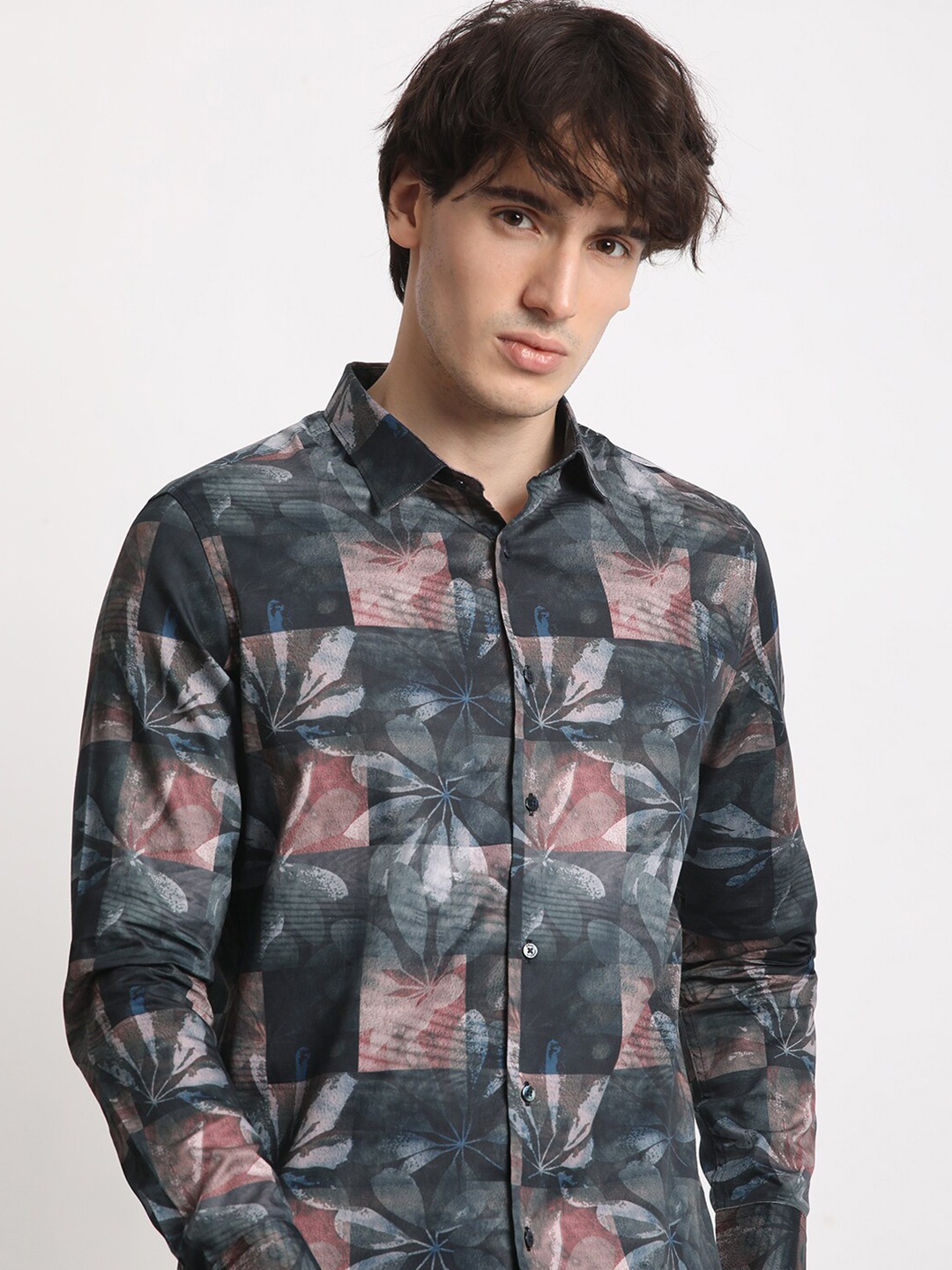 THE BEAR HOUSE Slim Fit Long Sleeves Spread Collar Cotton Opaque Printed Casual Shirt, Black
THE BEAR HOUSE Slim Fit Long Sleeves Spread Collar Cotton Opaque Printed Casual Shirt, Black