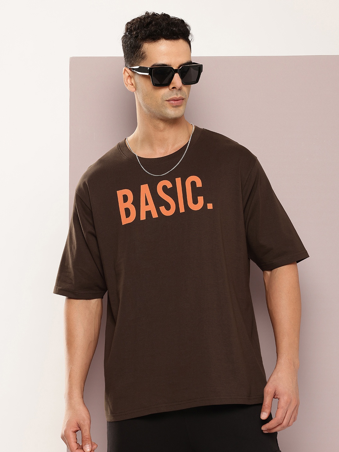 DILLINGER Men Typography Printed Drop-Shoulder Sleeves Oversized Pure Cotton T-shirt, Brown
DILLINGER Men Typography Printed Drop-Shoulder Sleeves Oversized Pure Cotton T-shirt, Brown