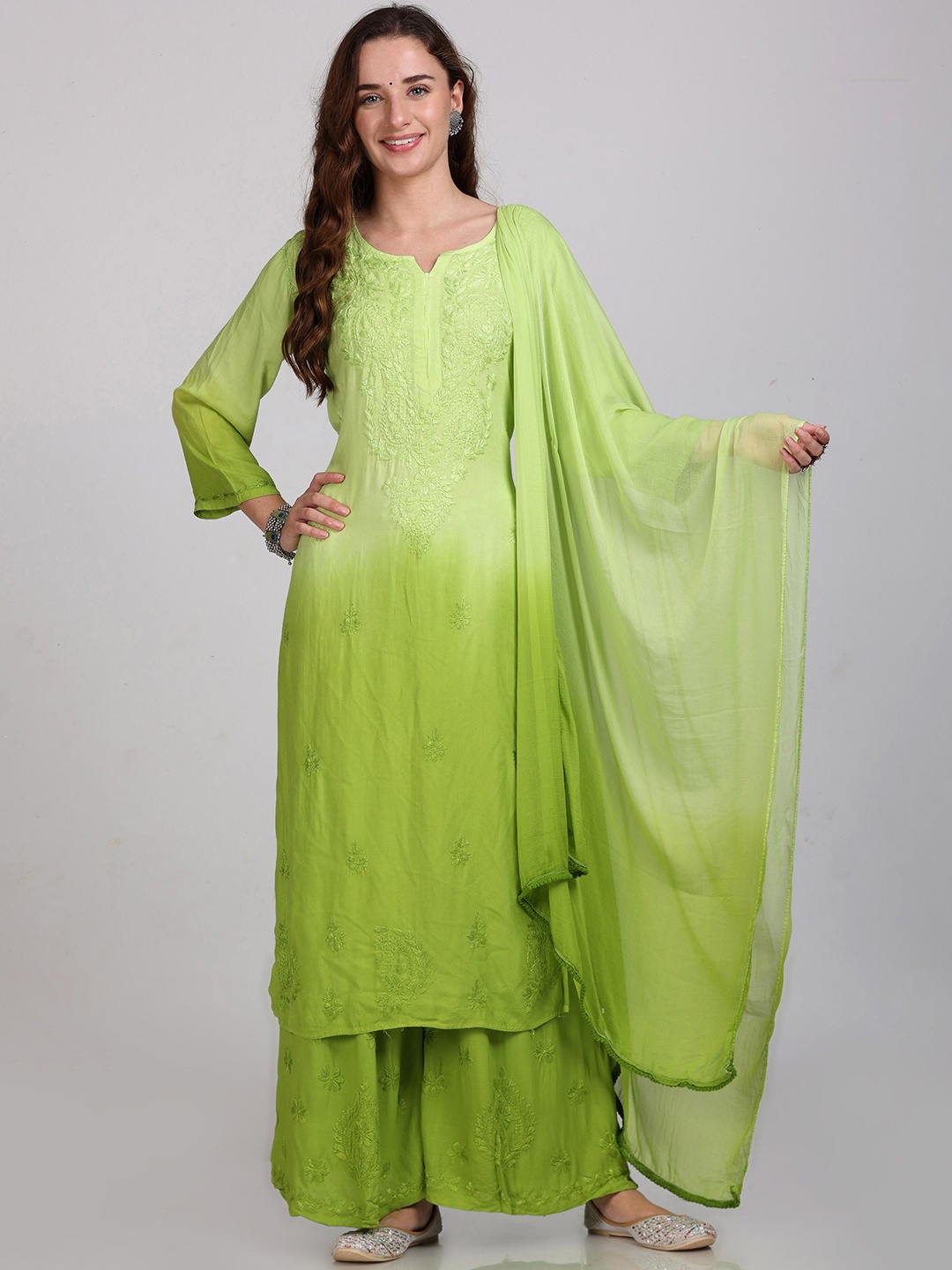 KHAKA Floral Embroidered Round Neck Chikankari Straight Kurta With Palazzos & Dupatta, Green
KHAKA Floral Embroidered Round Neck Chikankari Straight Kurta With Palazzos & Dupatta, Green