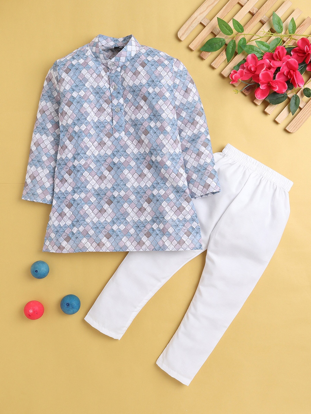 Jeetethnics Boys Geometric Embroidered Mandarin Collar Regular Straight Kurta With Pyjamas, Grey
Jeetethnics Boys Geometric Embroidered Mandarin Collar Regular Straight Kurta With Pyjamas, Grey