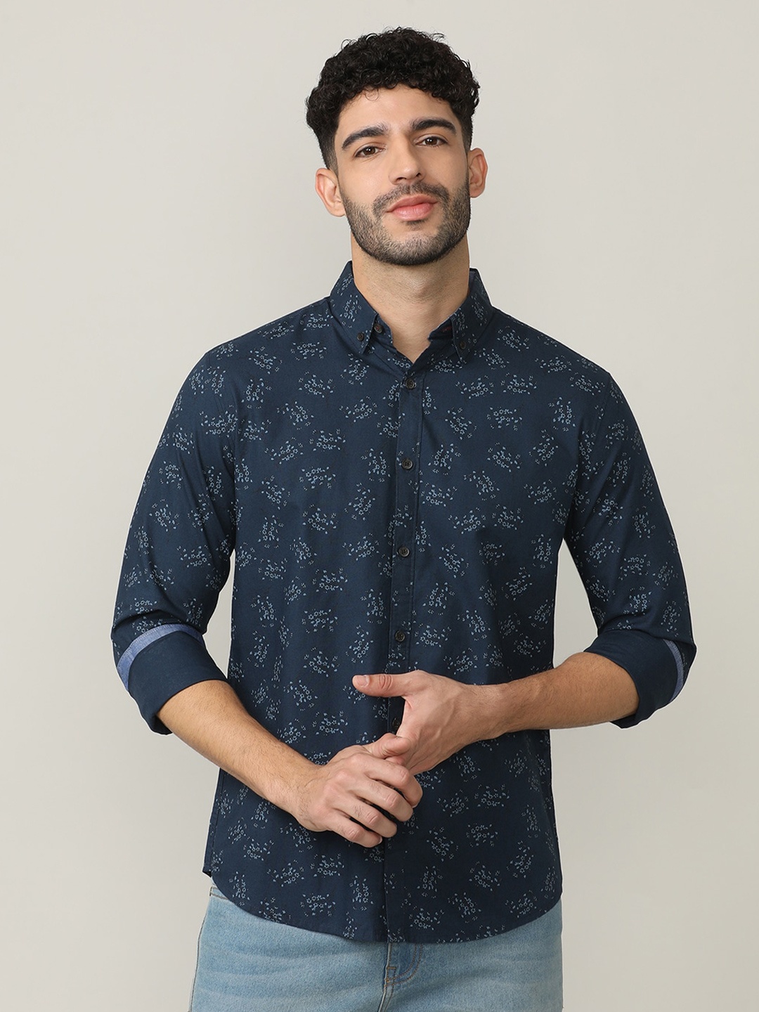 DRAGON HILL Classic Slim Fit Floral Printed Button-Down Collar Cotton Casual Shirt, Navy blue
DRAGON HILL Classic Slim Fit Floral Printed Button-Down Collar Cotton Casual Shirt, Navy blue