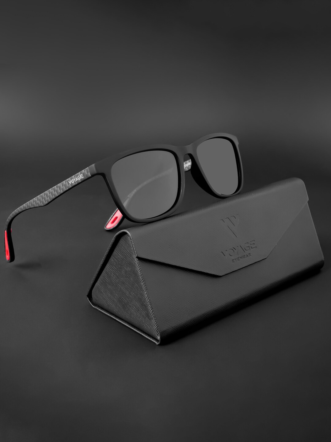 Voyage Unisex Wayfarer Sunglasses with Polarised and UV Protected Lens-VY221008PMG5255, Black
Voyage Unisex Wayfarer Sunglasses with Polarised and UV Protected Lens-VY221008PMG5255, Black
