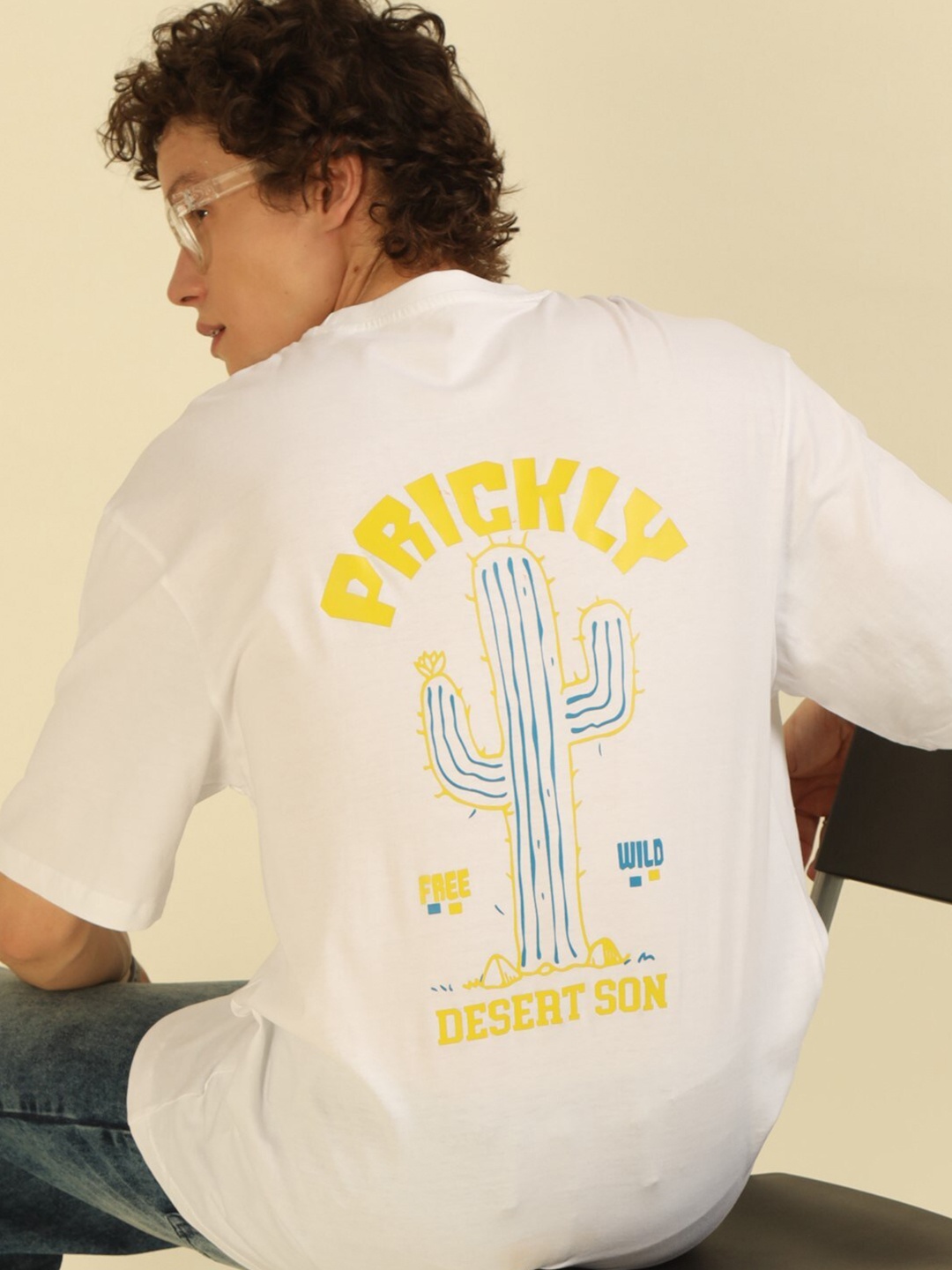 recast Typography Printed Drop-Shoulder Sleeves Bio Finish Pure Cotton Oversized T-shirt, White
recast Typography Printed Drop-Shoulder Sleeves Bio Finish Pure Cotton Oversized T-shirt, White