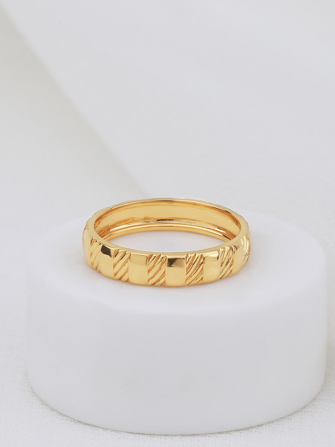 CANDERE A KALYAN JEWELLERS COMPANY BIS Hallmark Men 18KT (750) Gold Finger Ring-2.4gm
CANDERE A KALYAN JEWELLERS COMPANY BIS Hallmark Men 18KT (750) Gold Finger Ring-2.4gm