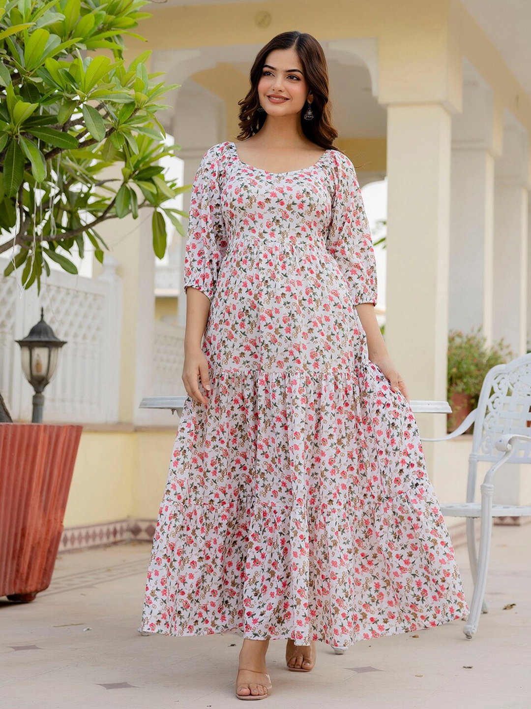 Nayo Floral Printed Crepe Round Neck Gathered or Pleated Flared Maxi Dress, Off white
Nayo Floral Printed Crepe Round Neck Gathered or Pleated Flared Maxi Dress, Off white