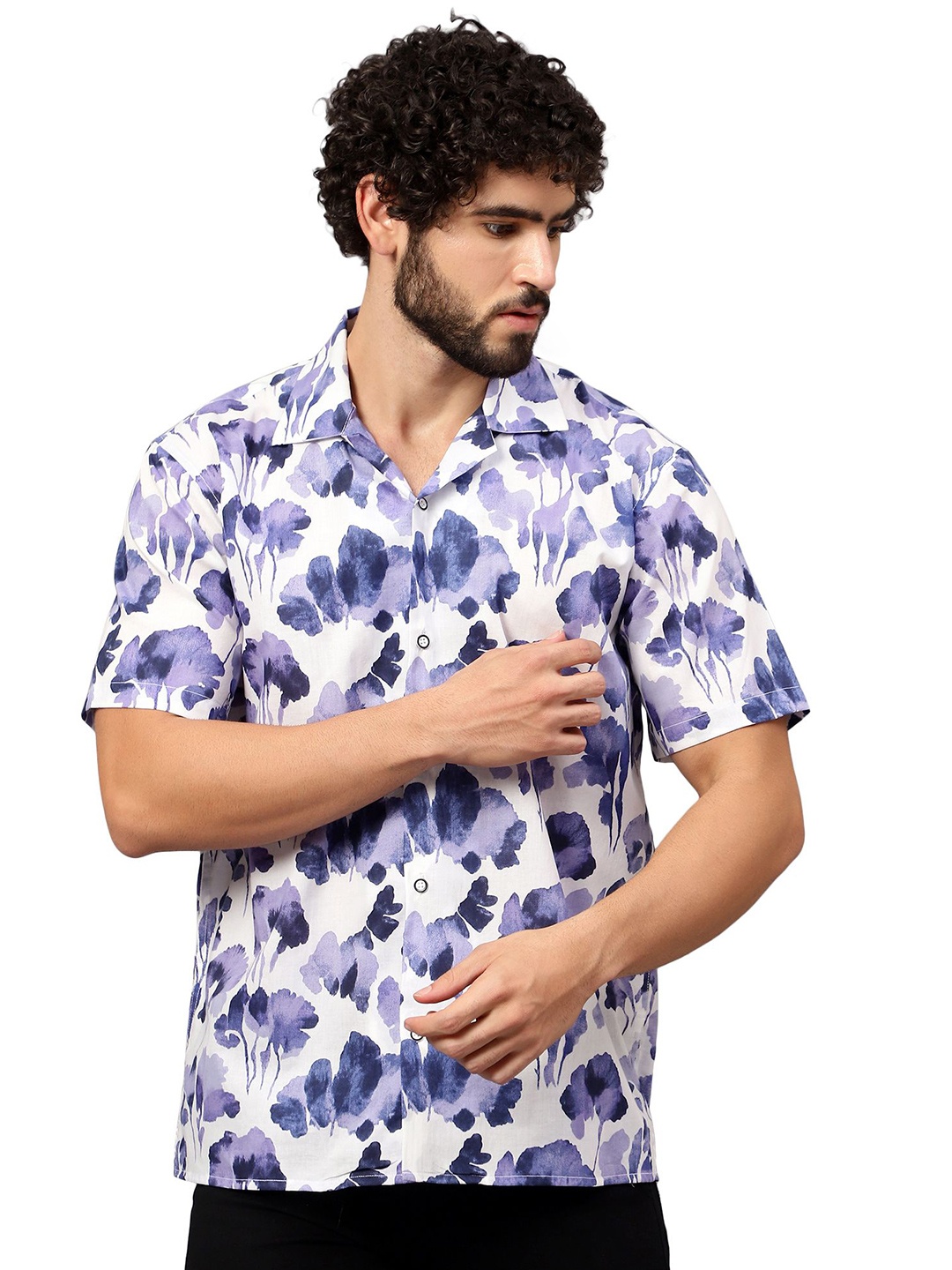 Peach & Lemonade Spread Collar Short Sleeves Classic Conversational Printed Casual Shirt, White
Peach & Lemonade Spread Collar Short Sleeves Classic Conversational Printed Casual Shirt, White