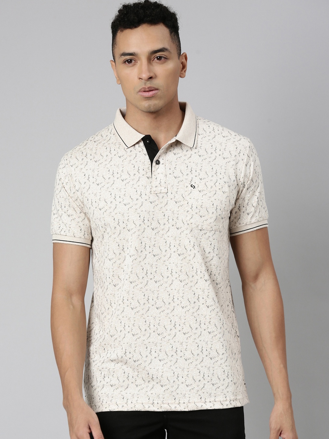 Classic Polo Abstract Printed Polo Collar Short Sleeves Cotton Slim Fit T-shirt, Beige
Classic Polo Abstract Printed Polo Collar Short Sleeves Cotton Slim Fit T-shirt, Beige